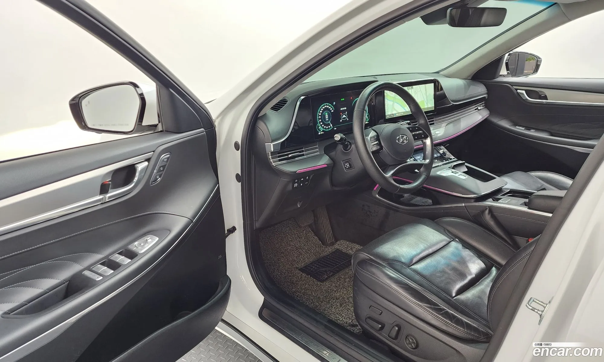 Hyundai Grandeur IG Hybrid 2021 — 12