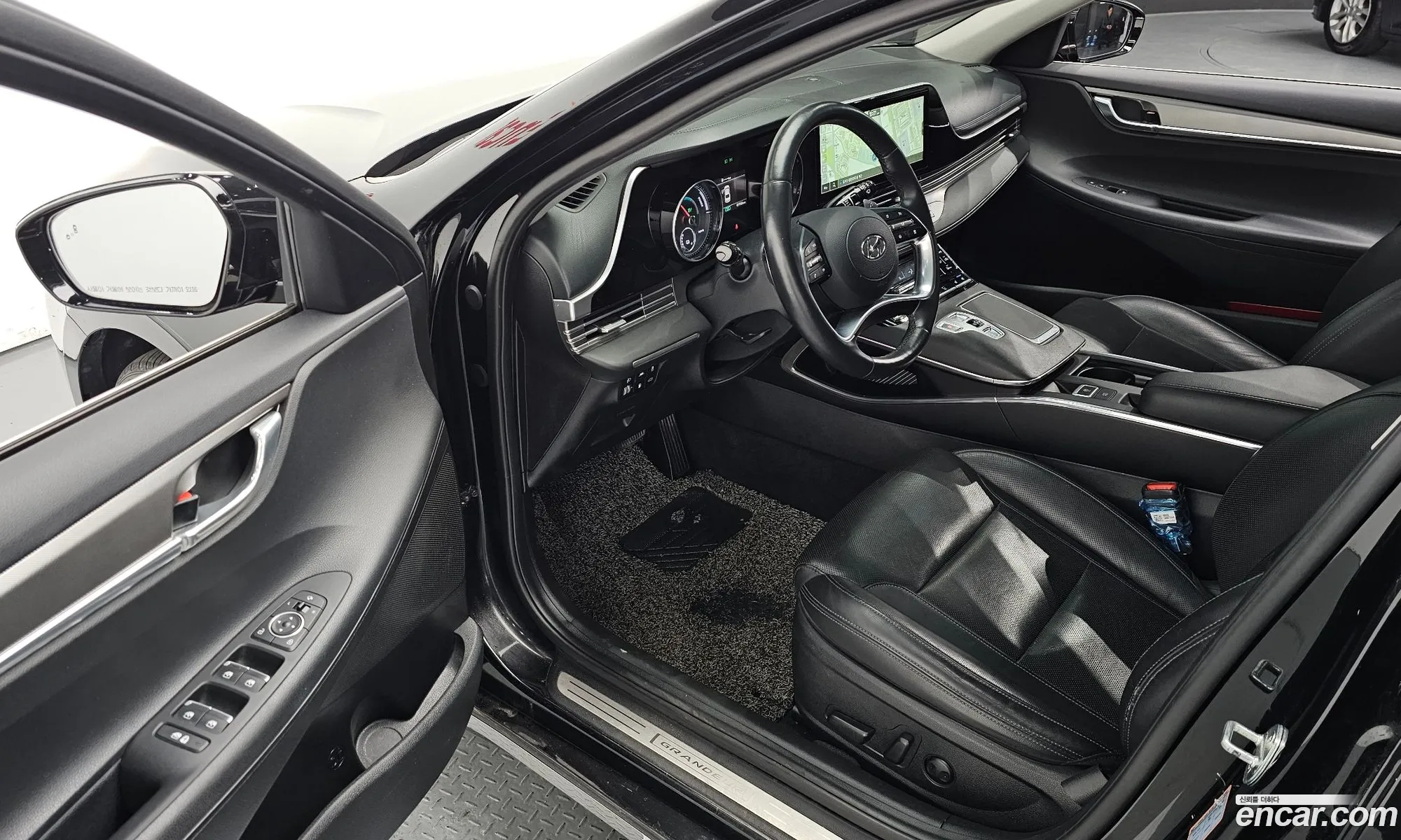 Hyundai Grandeur IG Hybrid 2021 — 18