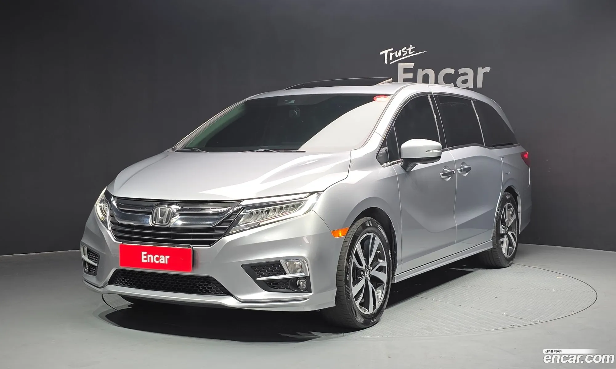 Honda Odyssey 2017 5KBRL6880JB600132 — 20