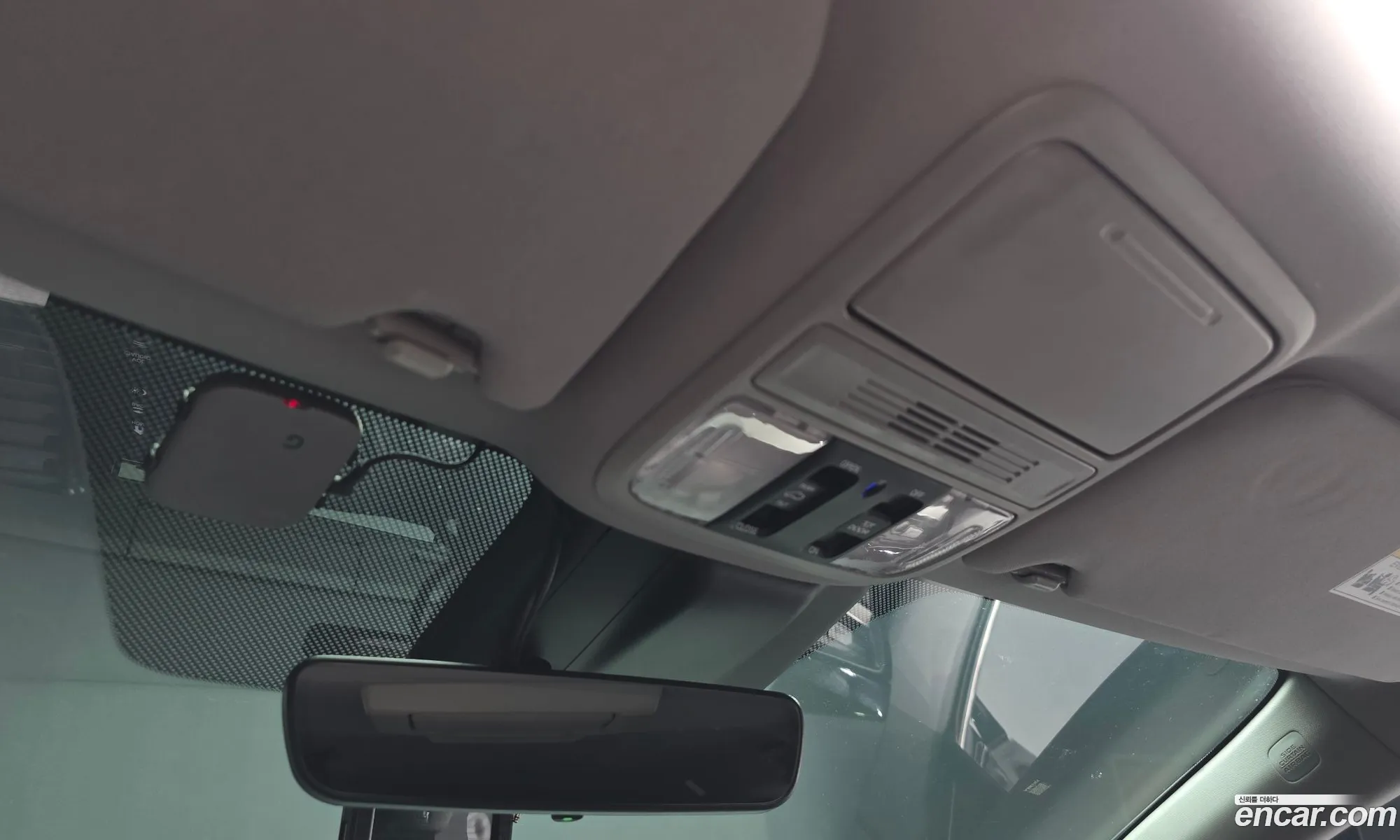 Honda Odyssey 2017 5KBRL6880JB600132 — 10
