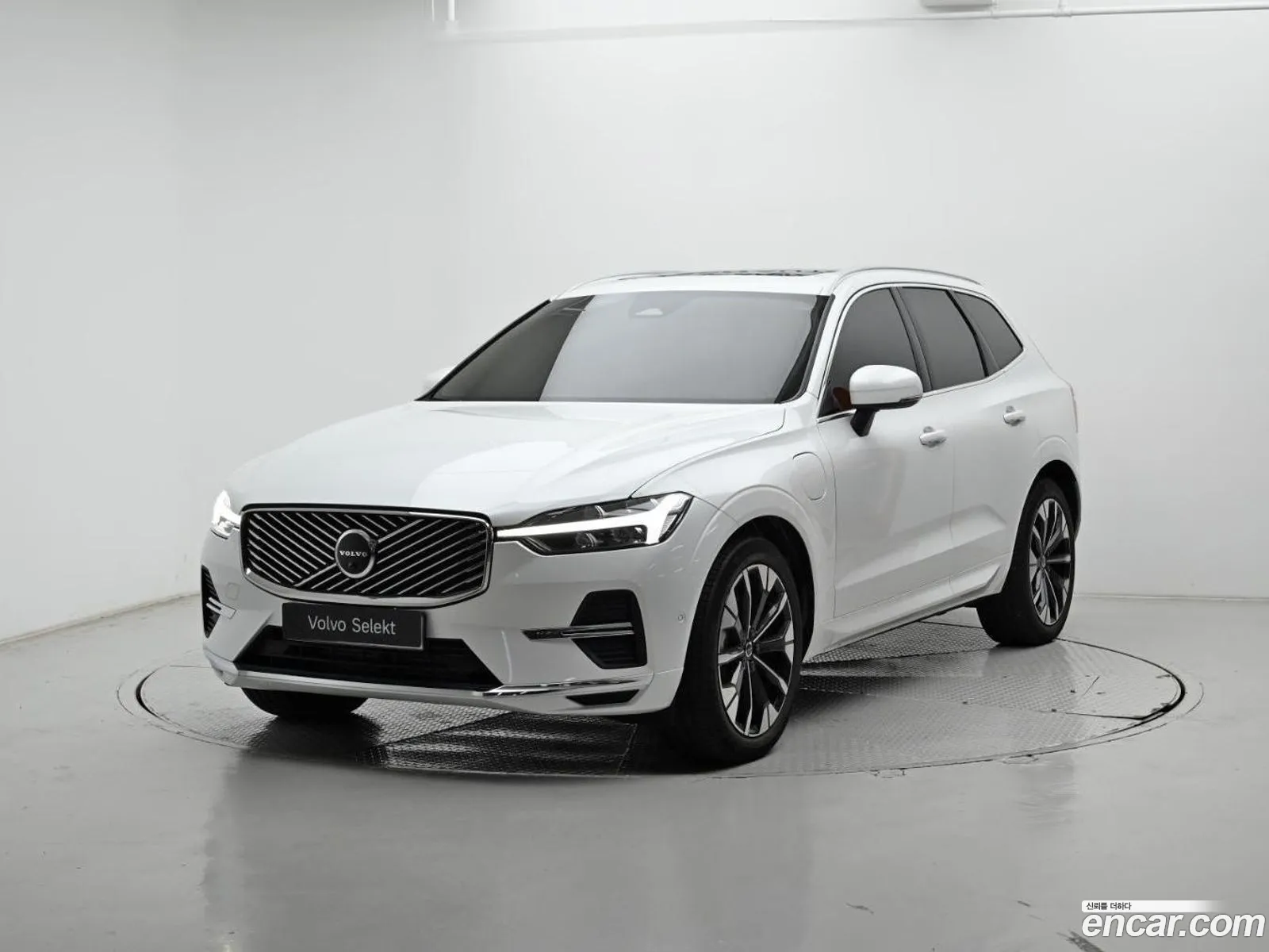 Volvo XC60 2025 — 12