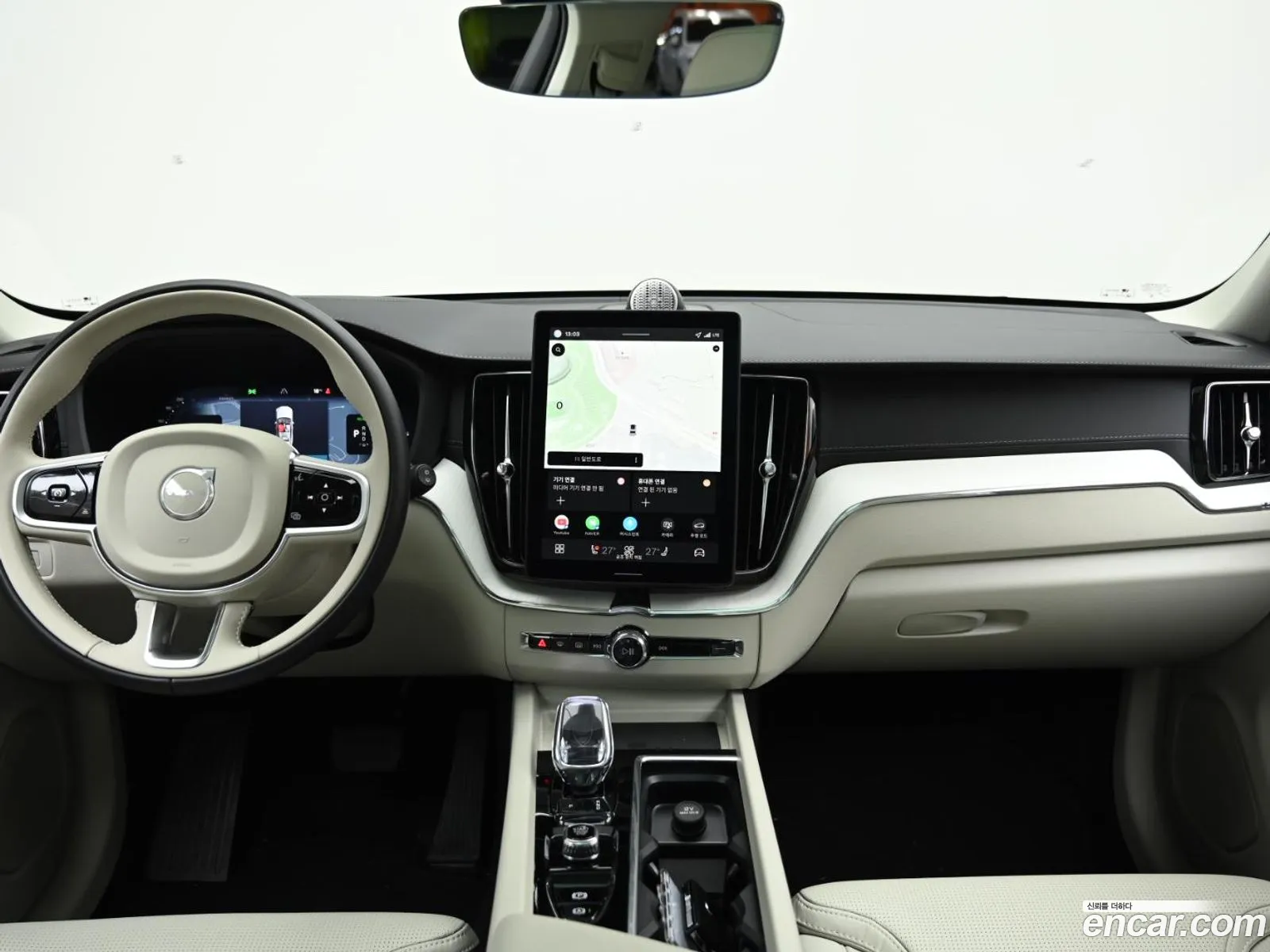 Volvo XC60 2025 — 16