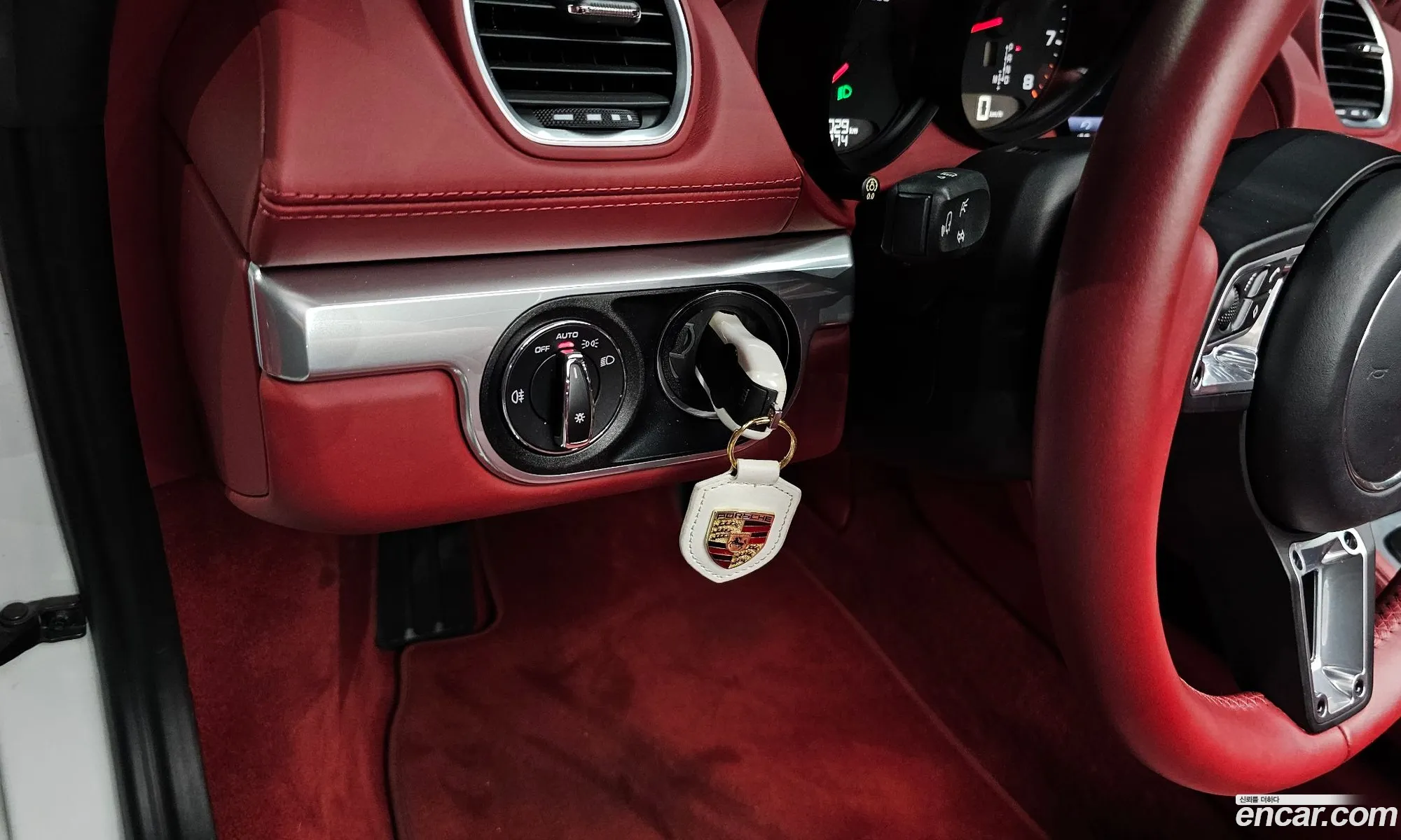 Porsche 718 Boxster 2019 WP0CA2989KS213048 — 3