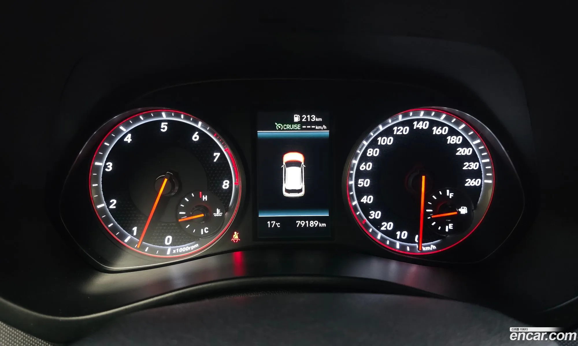 Hyundai Veloster 2019 — 19