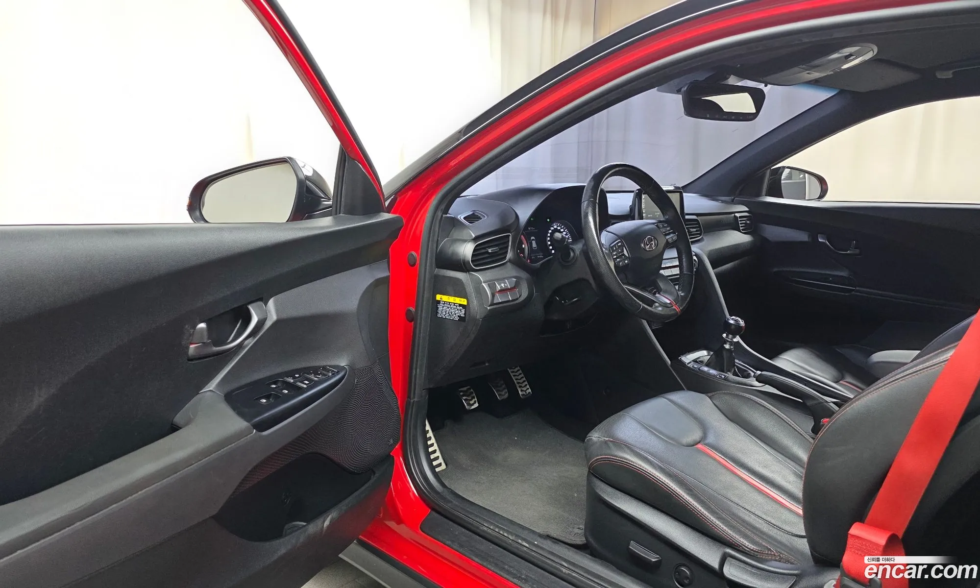 Hyundai Veloster 2019 — 5