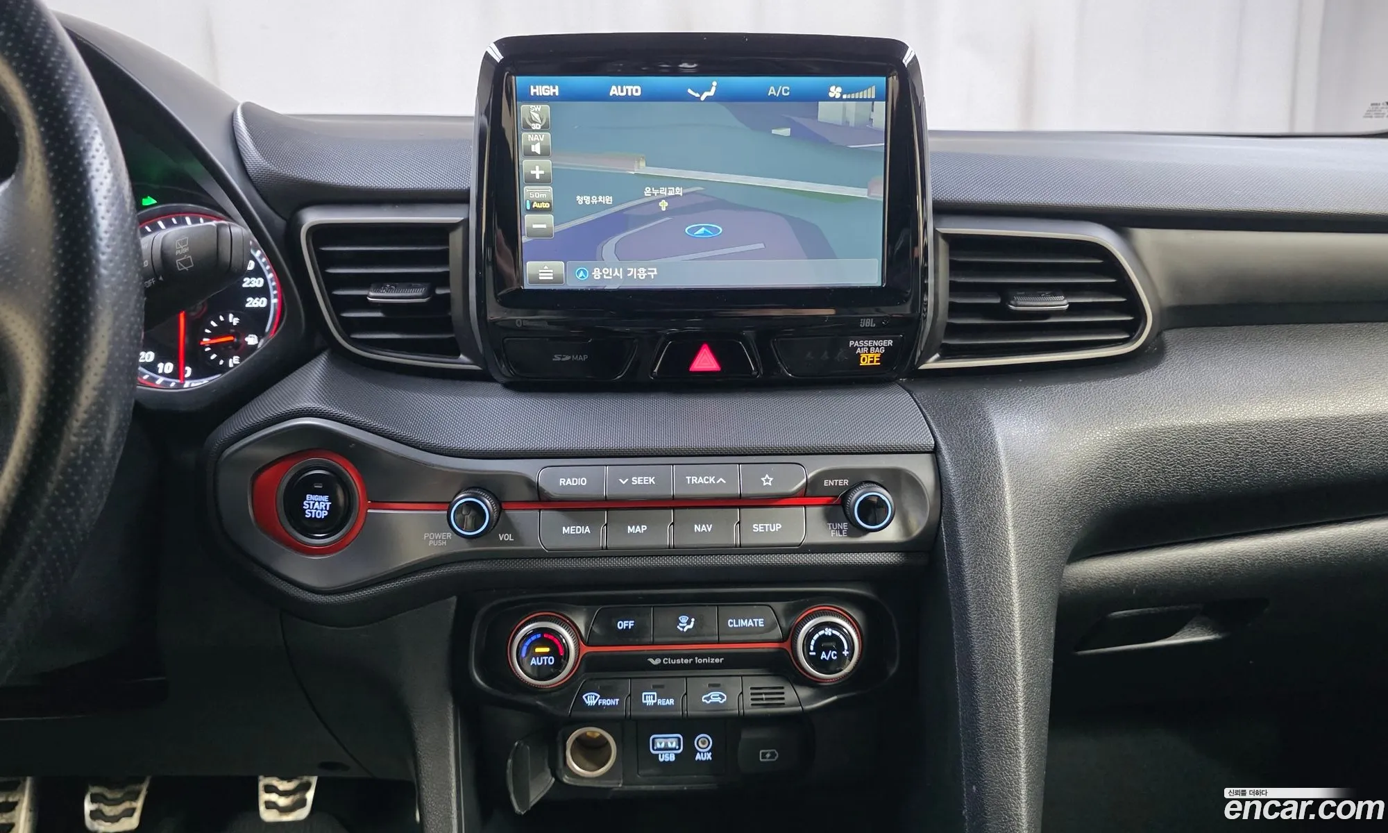 Hyundai Veloster 2019 — 16