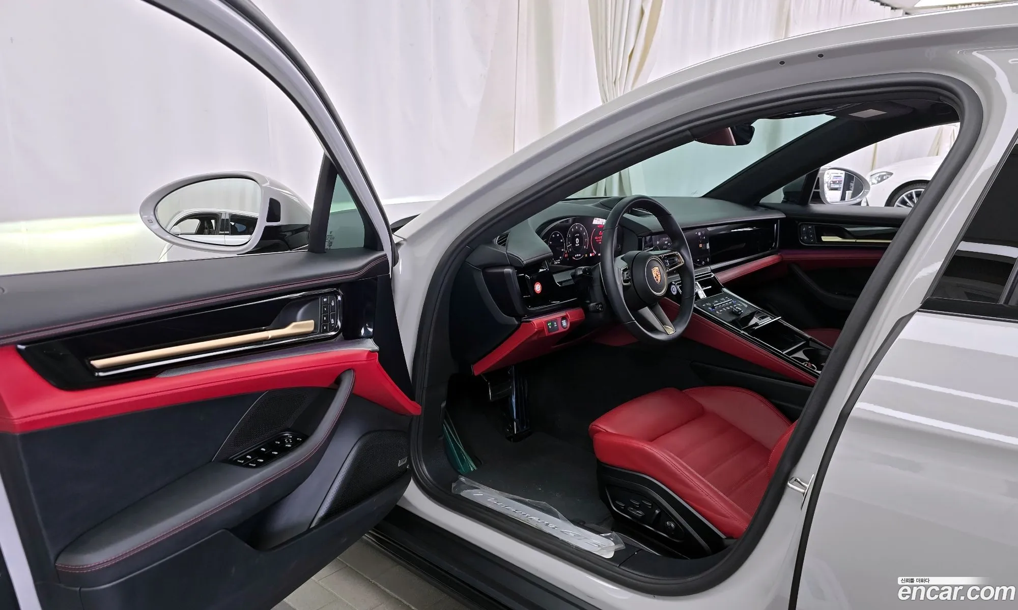 Porsche Panamera 2025 WP0AG2YA2SL070206 — 19