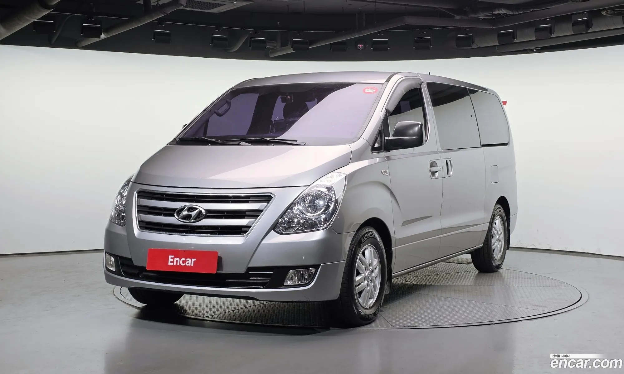 Hyundai Grand Starex 2015 — 13