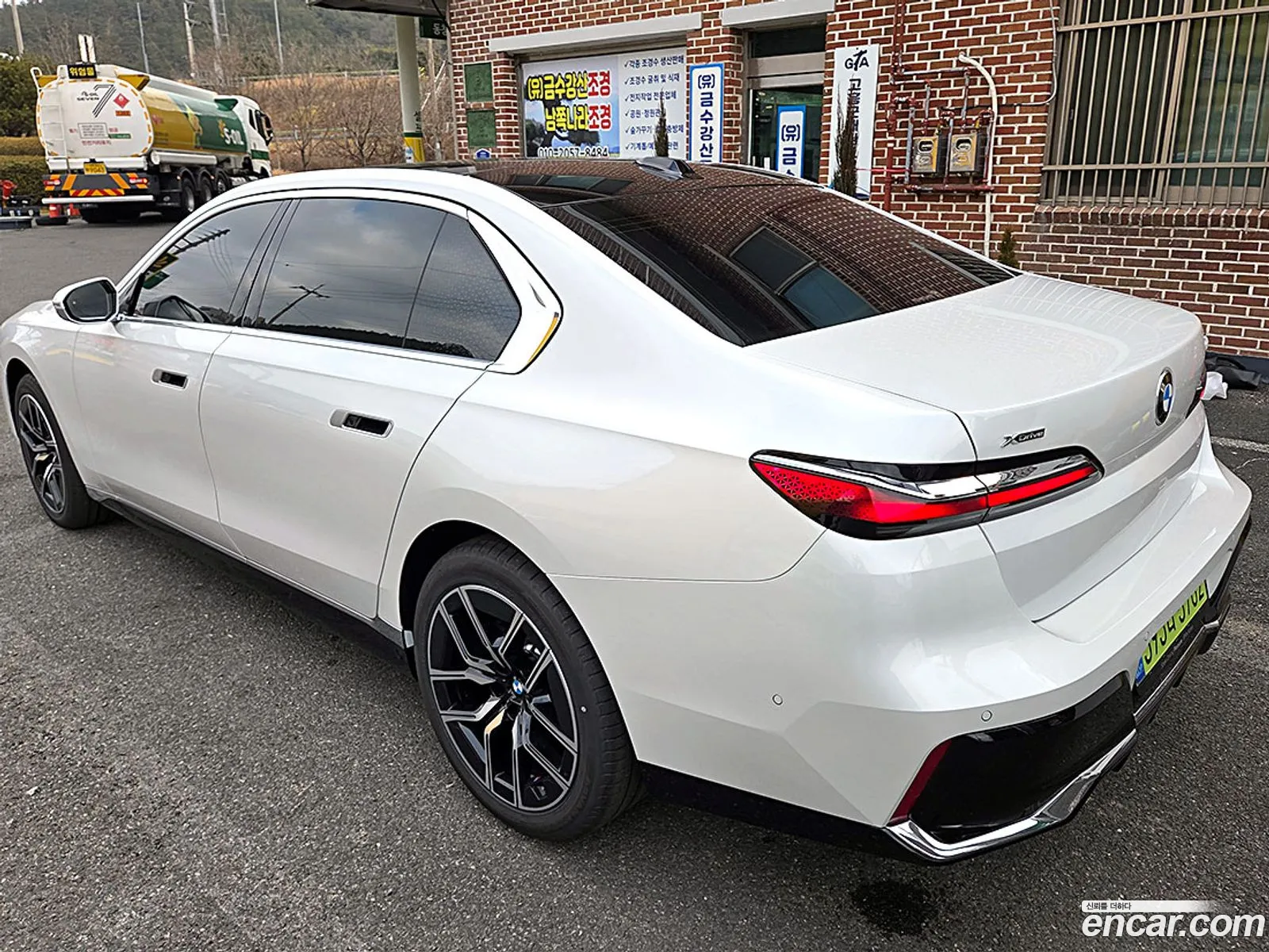 BMW 7 Series 2026 — 8