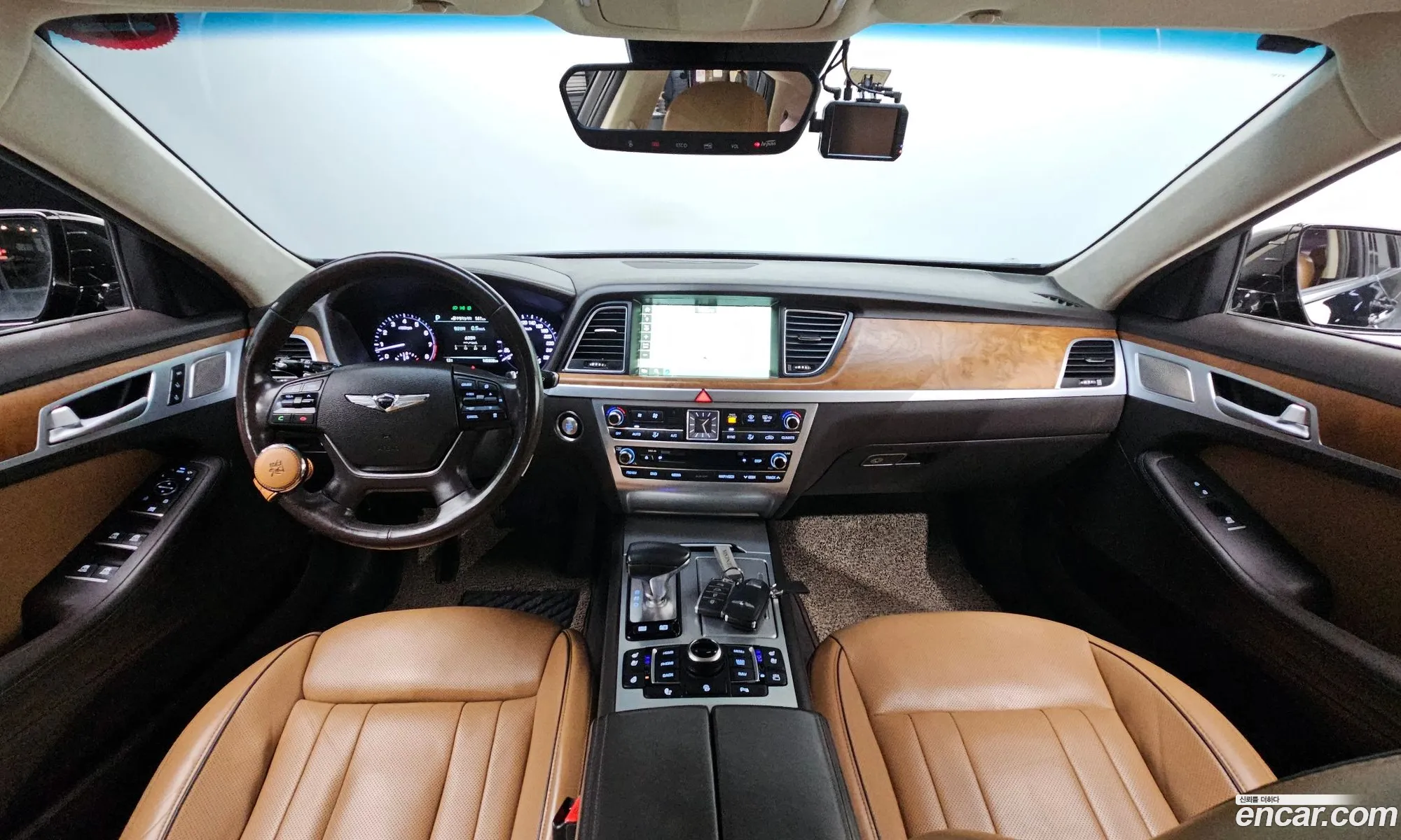 Genesis G80 2016 — 13