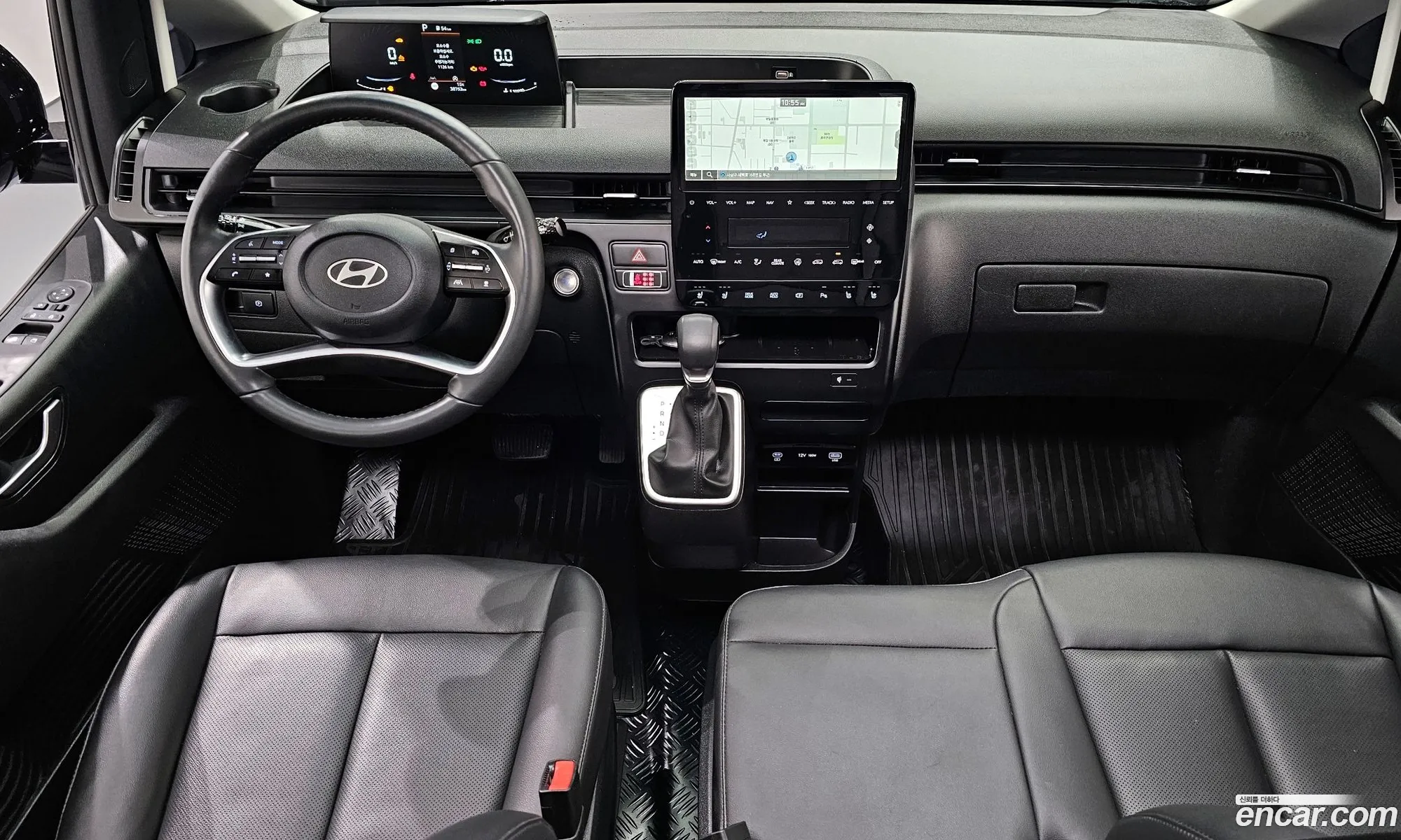 Hyundai Staria 2024 — 8