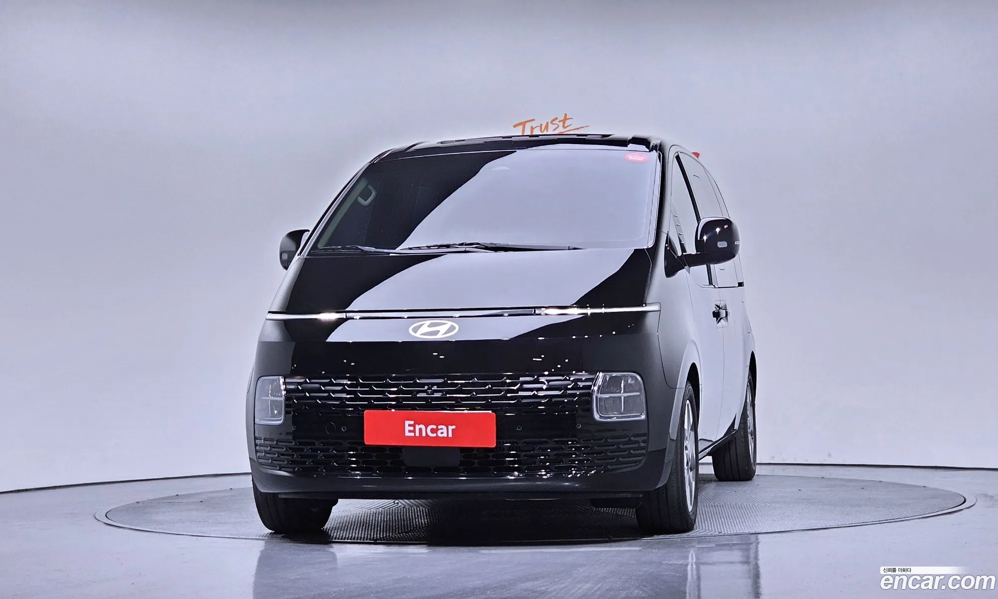 Hyundai Staria 2024 — 3