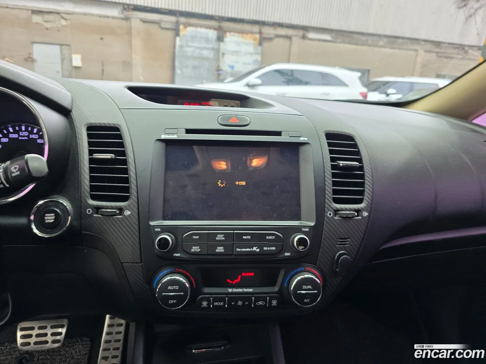 Kia K3 2012 — 4