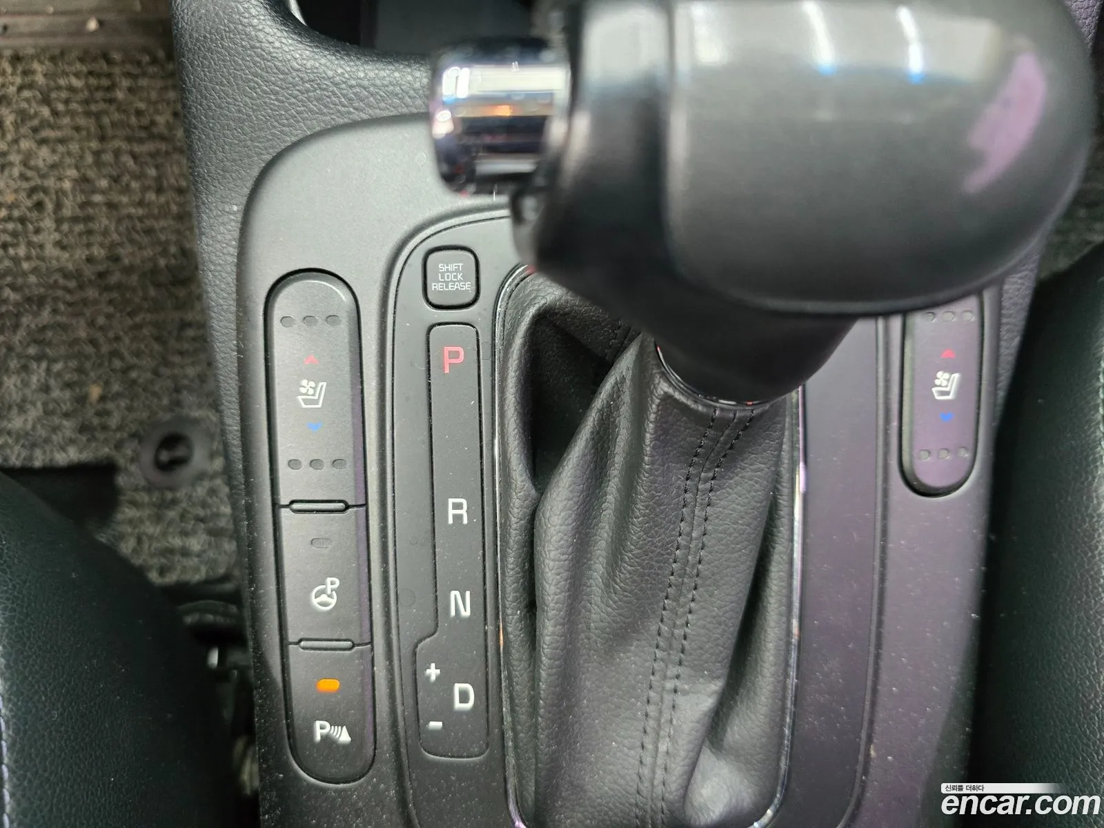 Kia K3 2012 — 2