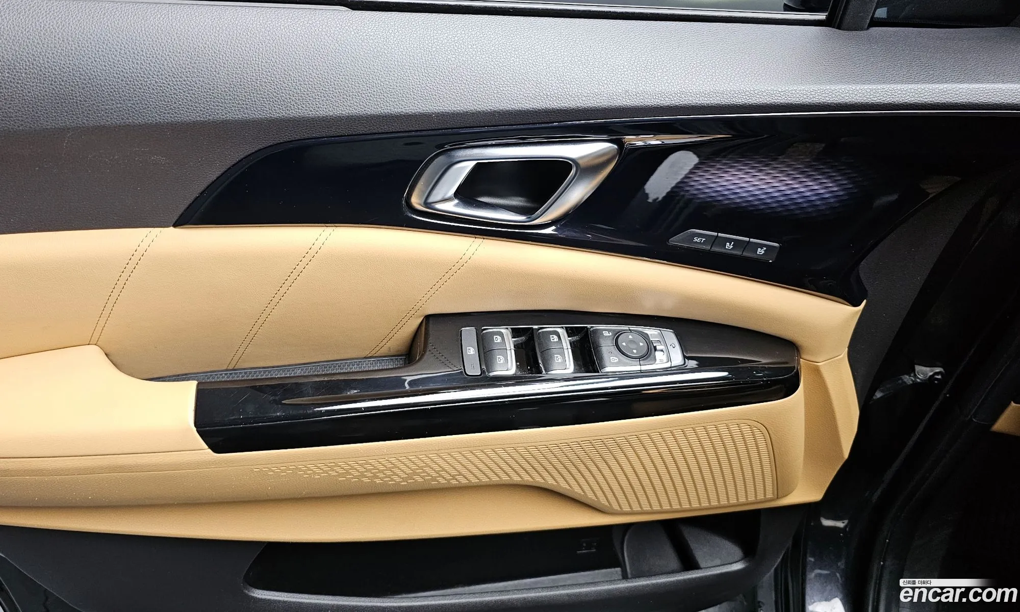 Kia Carnival 2021 — 10