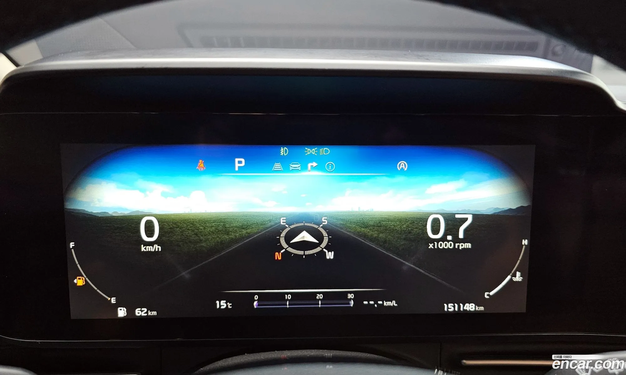 Kia Carnival 2021 — 16