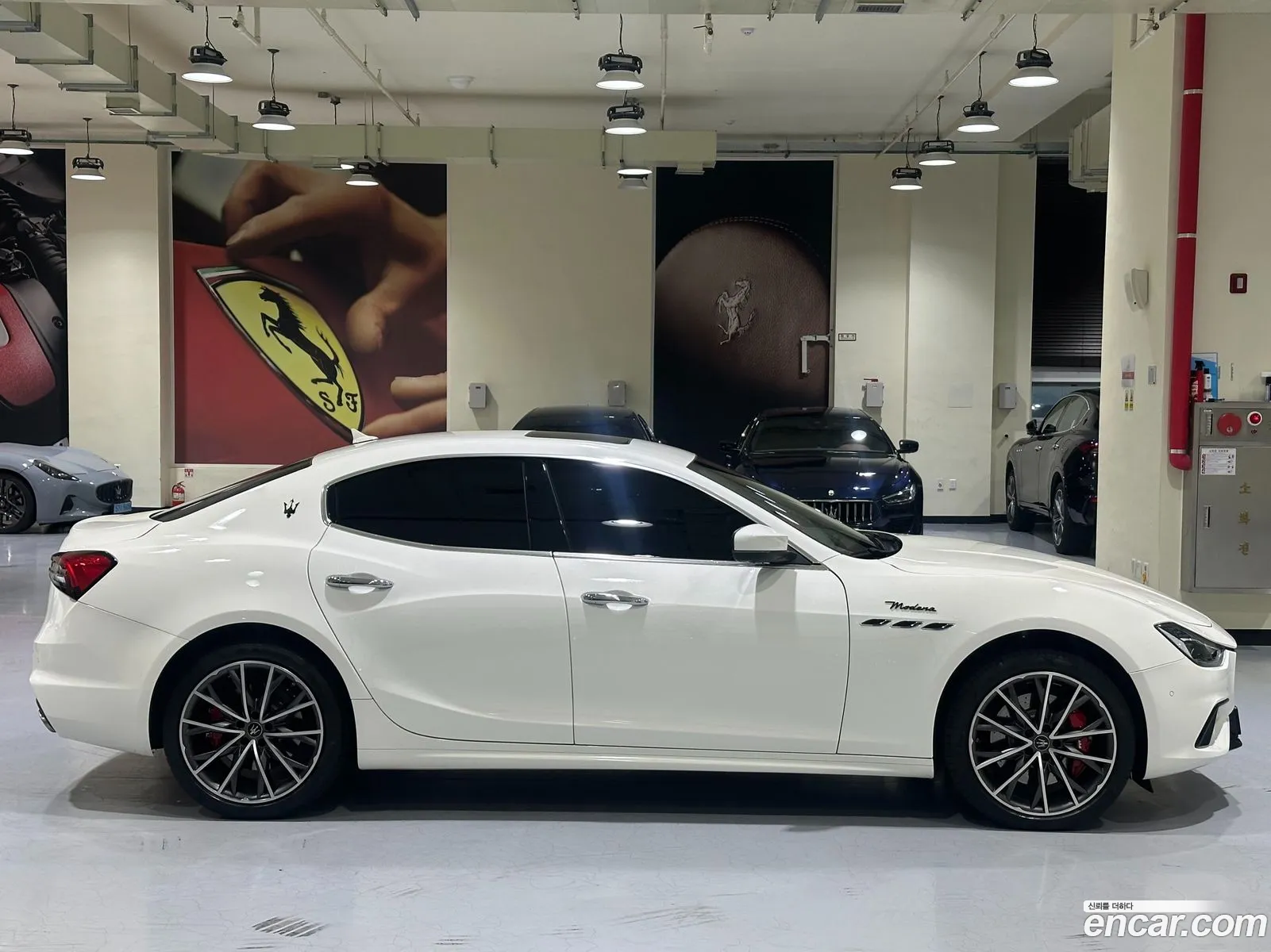 Maserati Ghibli 2023 — 5