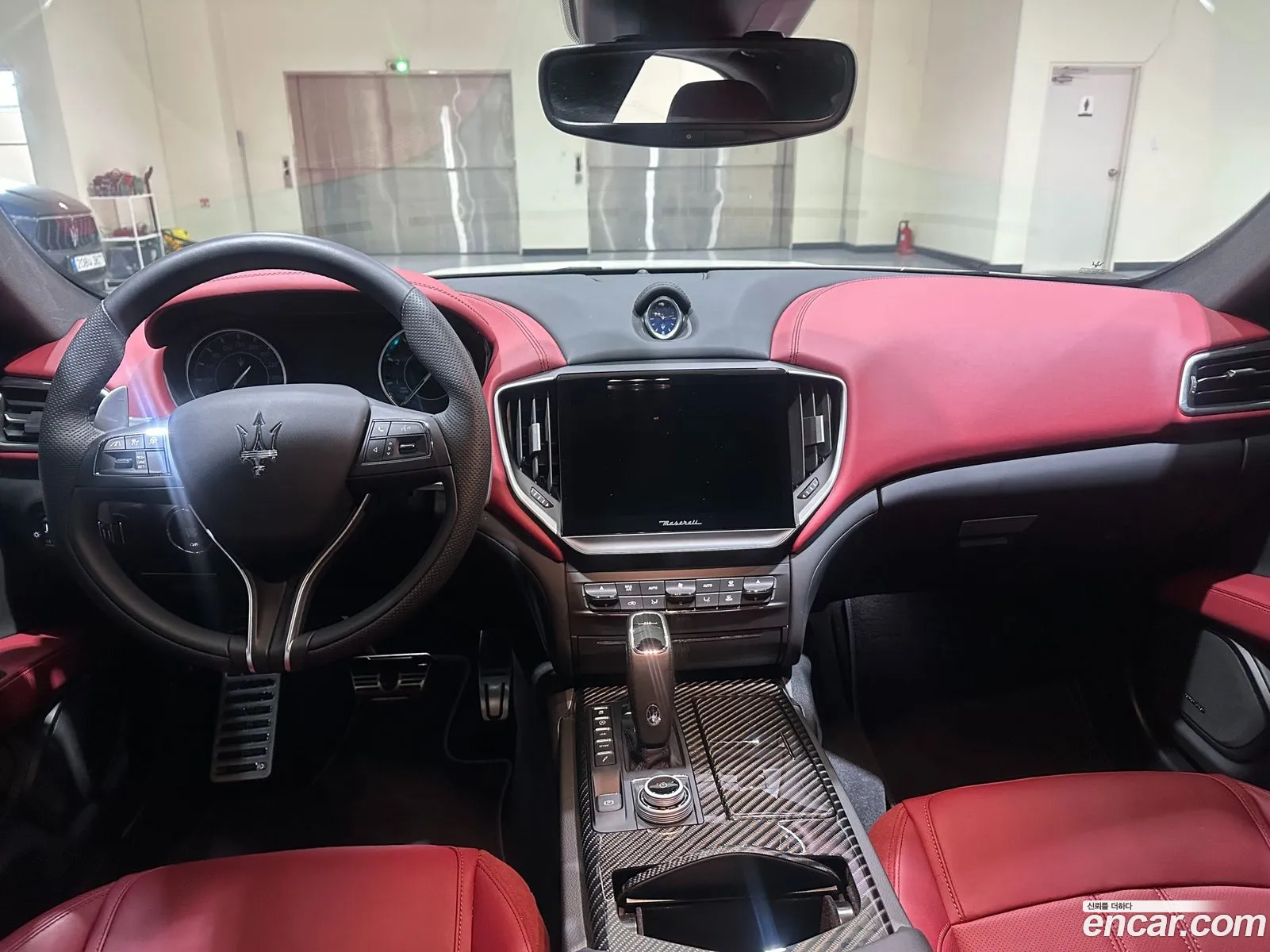 Maserati Ghibli 2023 — 17