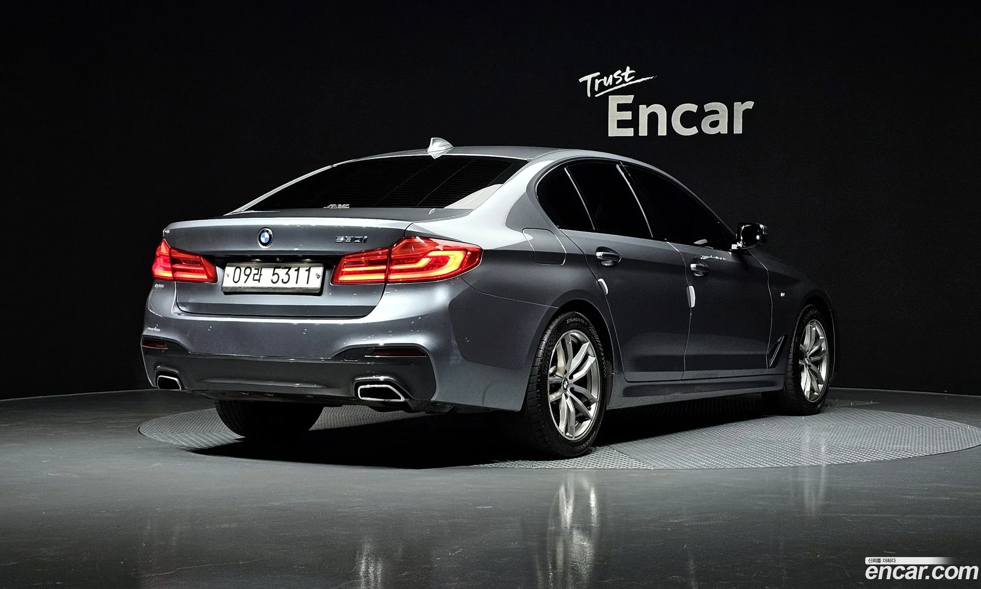 BMW 5 Series 2017 — 13