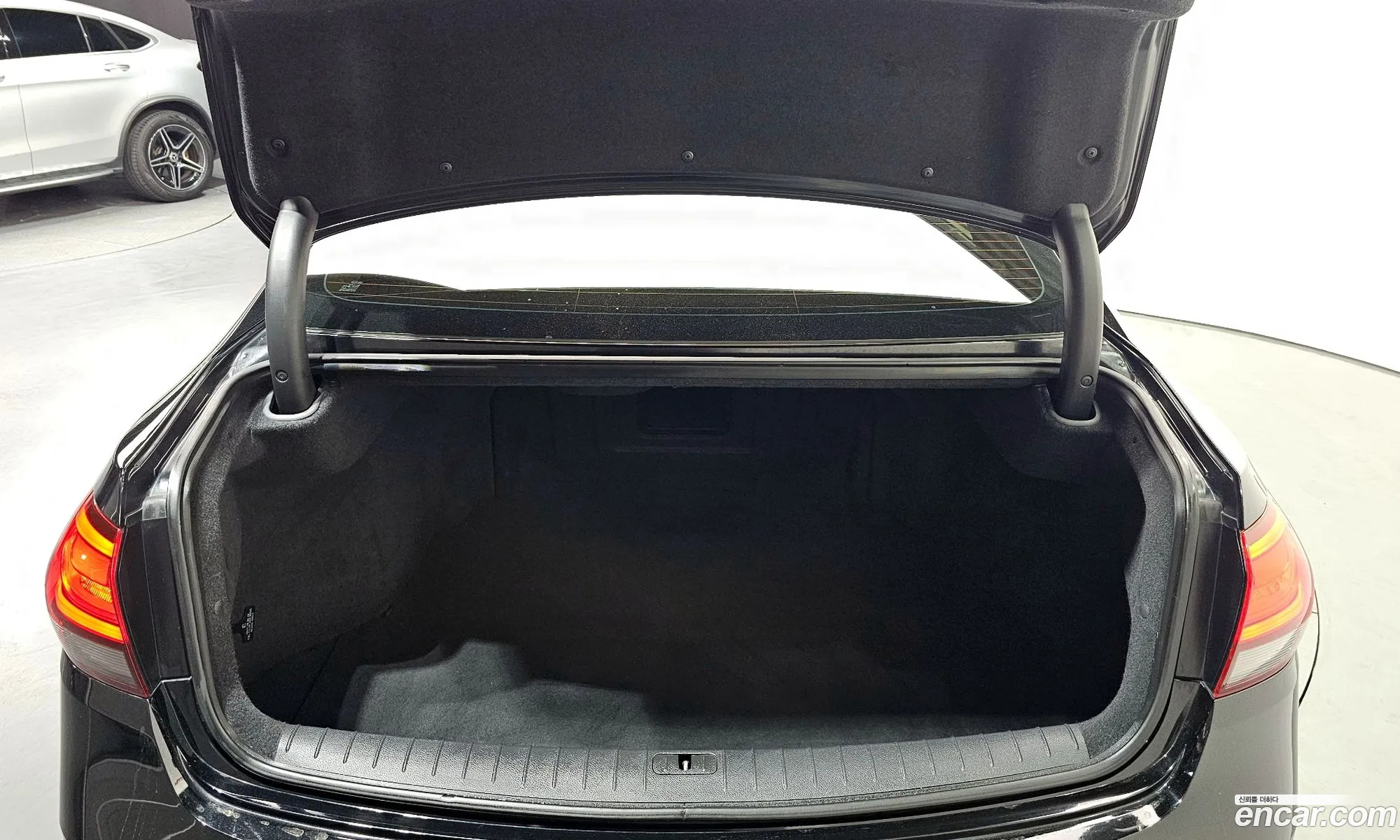 Hyundai Aslan 2015 — 4