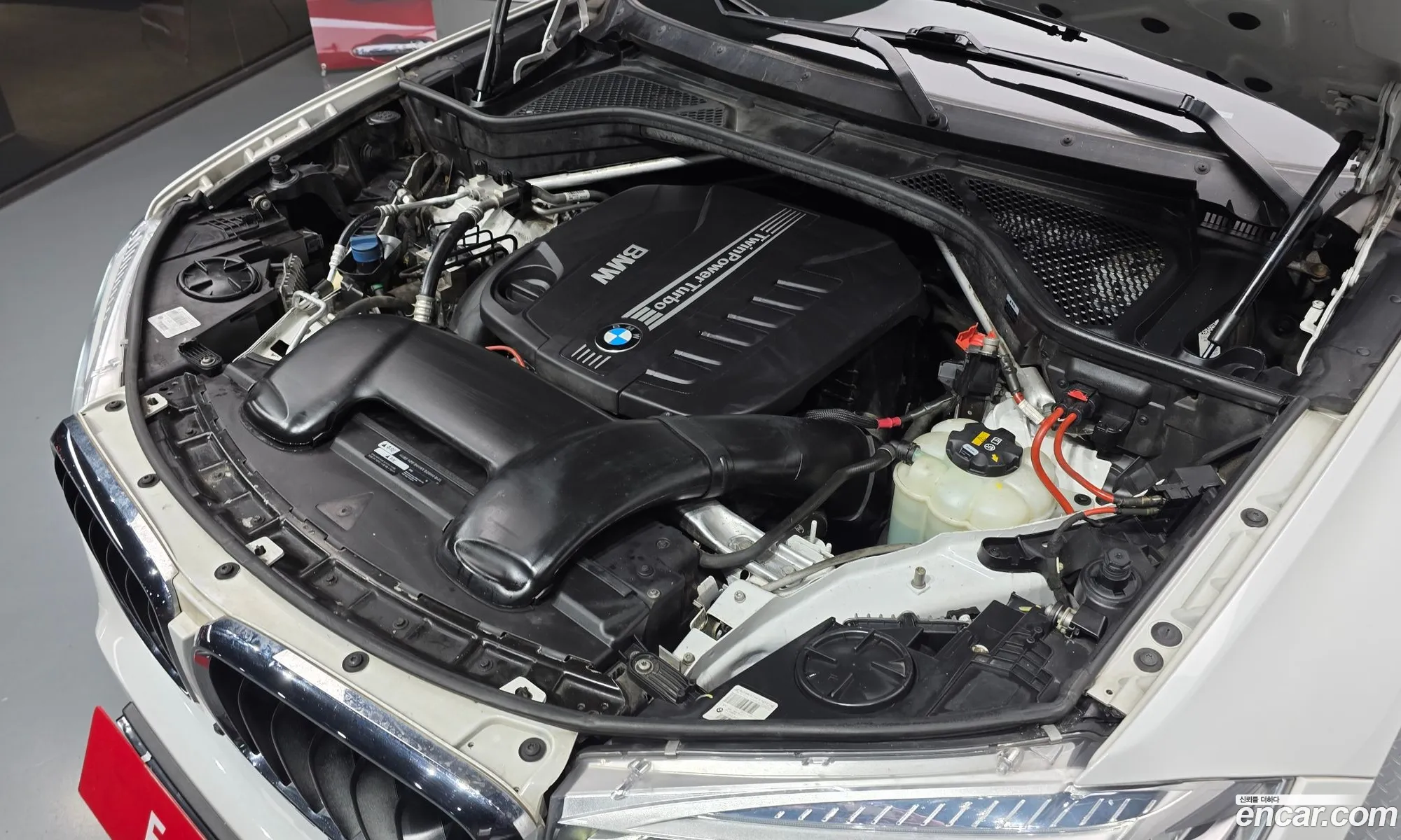 BMW X6 2018 WBAKV210XJ0Z81375 — 4