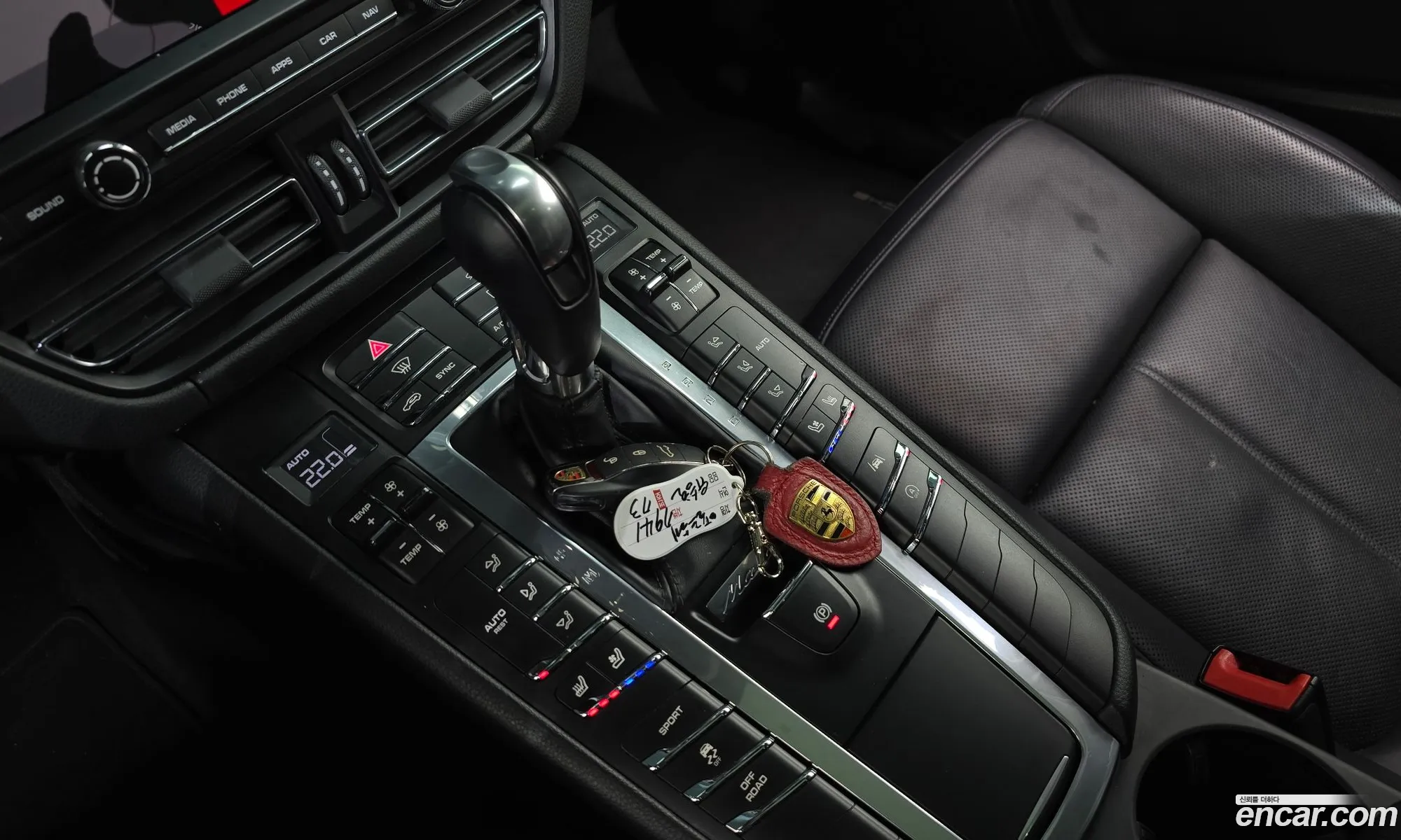 Porsche Macan 2019 WP1AA2958KLB18955 — 19