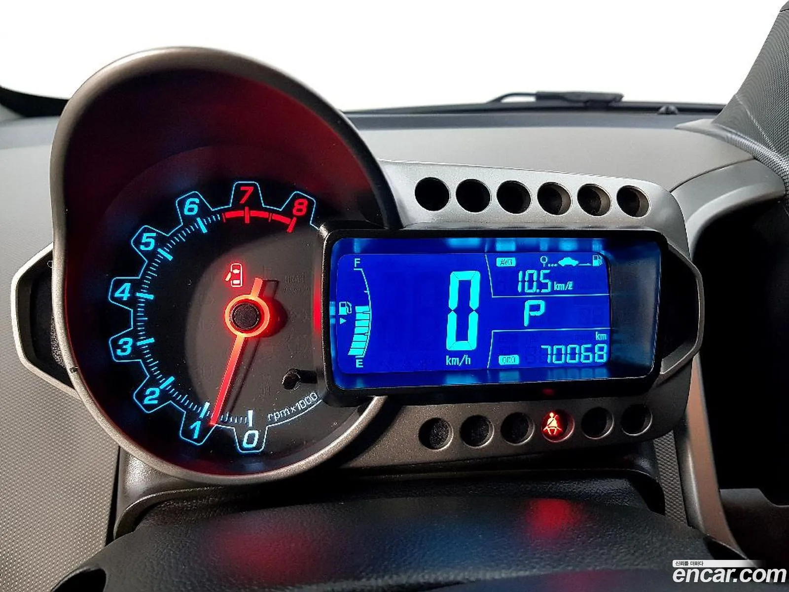 Chevrolet (GM Daewoo) Aveo Hatchback 2015 — 17