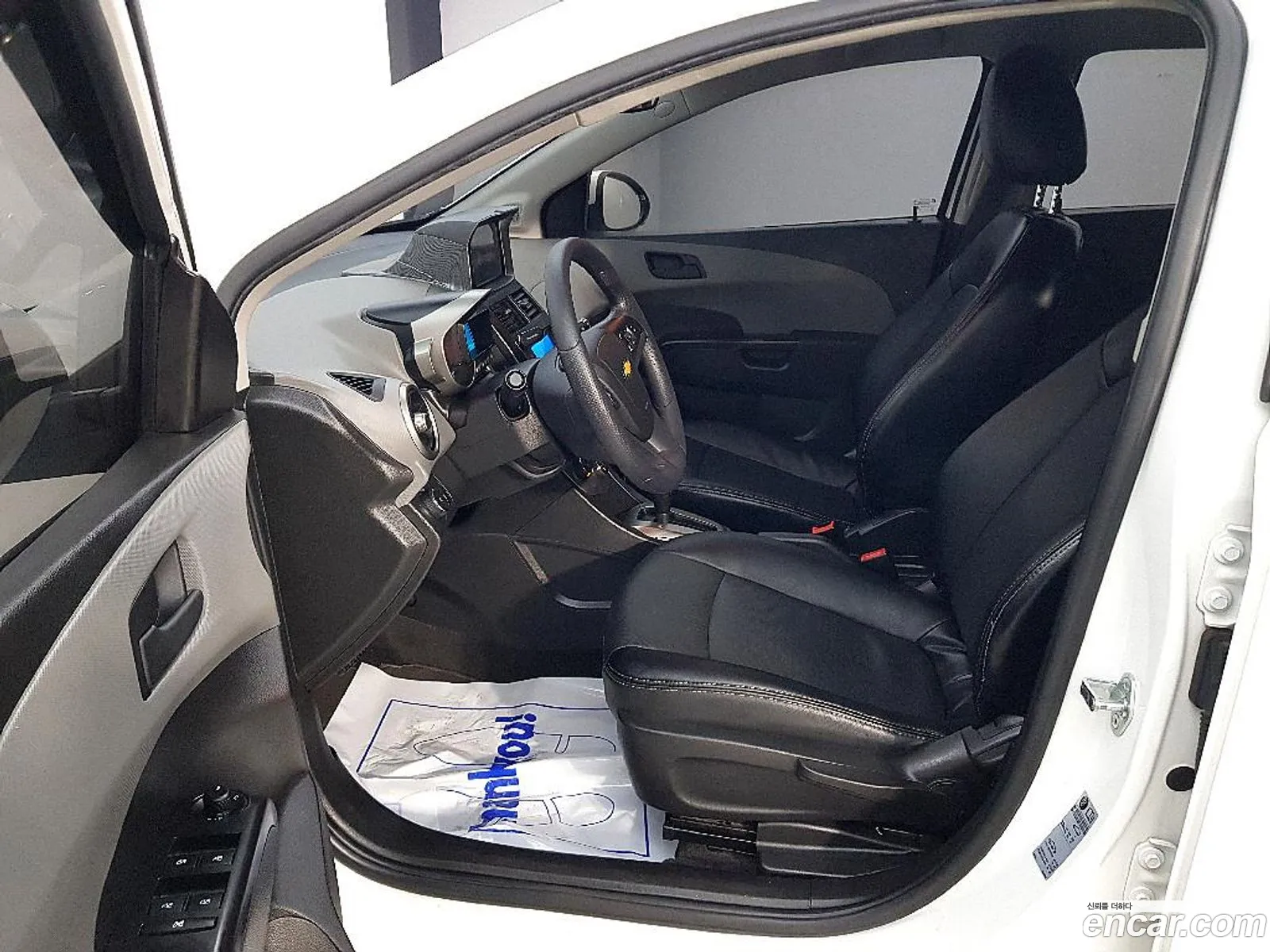 Chevrolet (GM Daewoo) Aveo Hatchback 2015 — 19