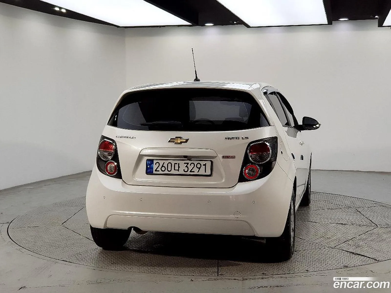 Chevrolet (GM Daewoo) Aveo Hatchback 2015 — 14