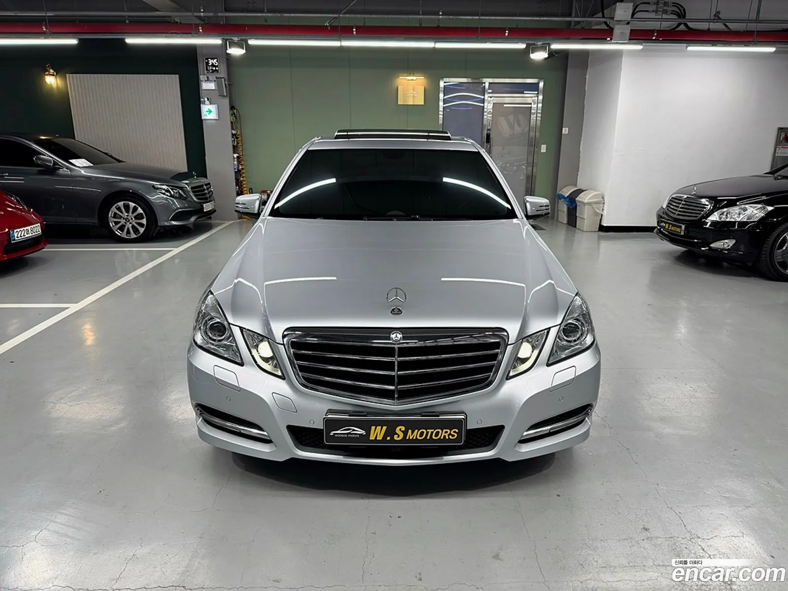Mercedes-Benz E-Class W212 2011 — 11