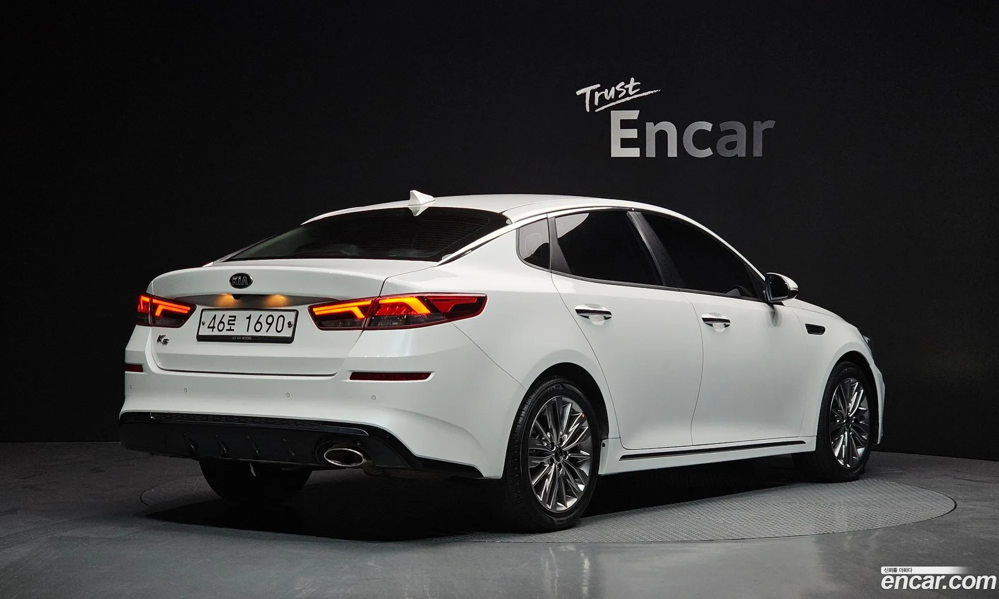 Kia K5 2018 — 18