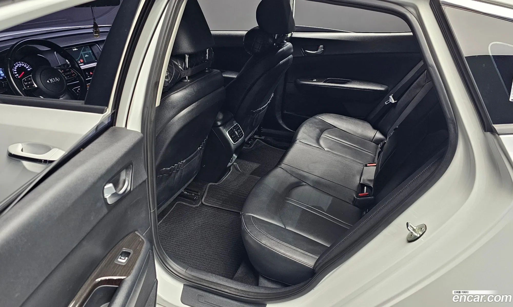 Kia K5 2018 — 10