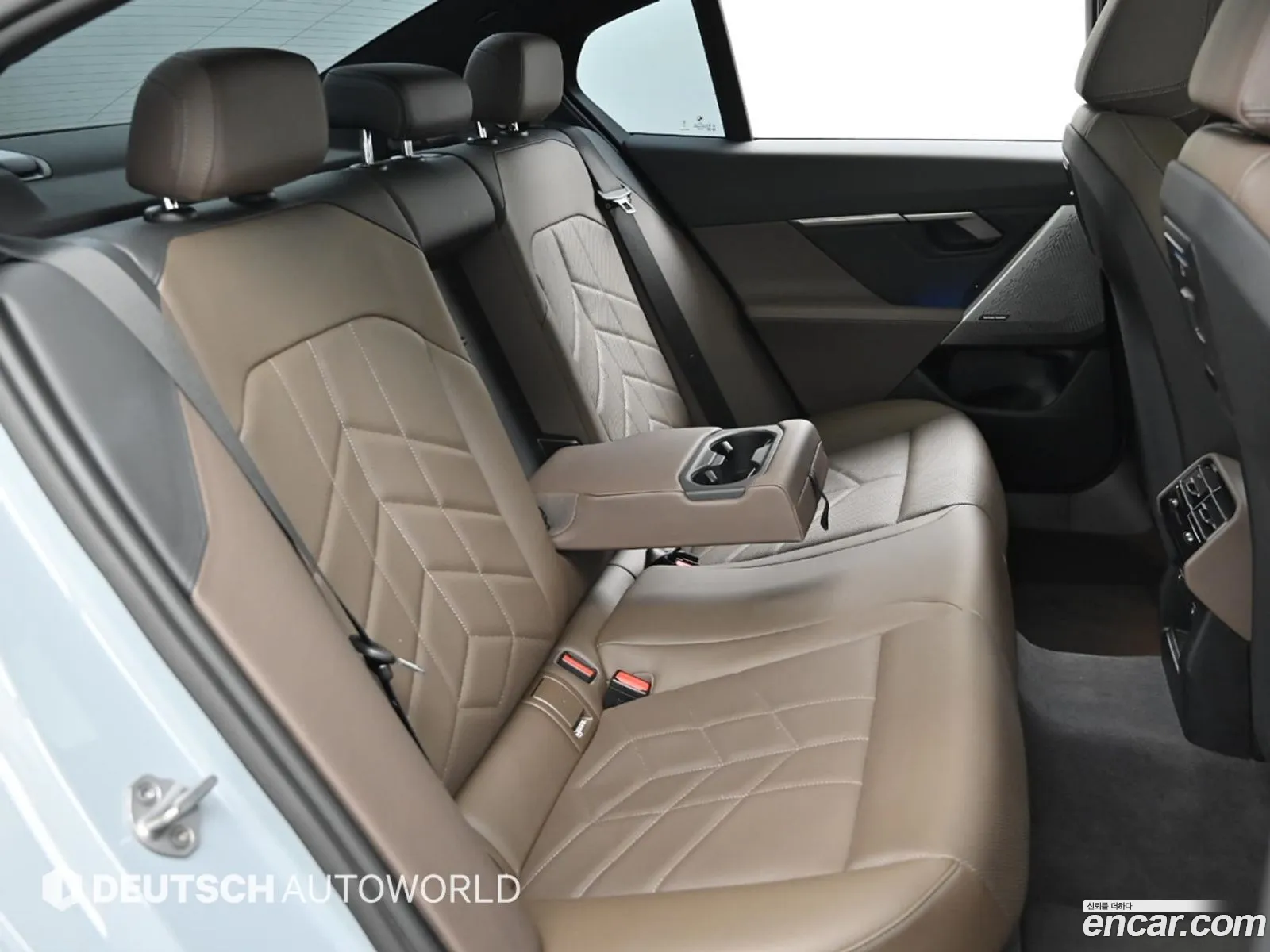 BMW 5 Series 2023 — 3