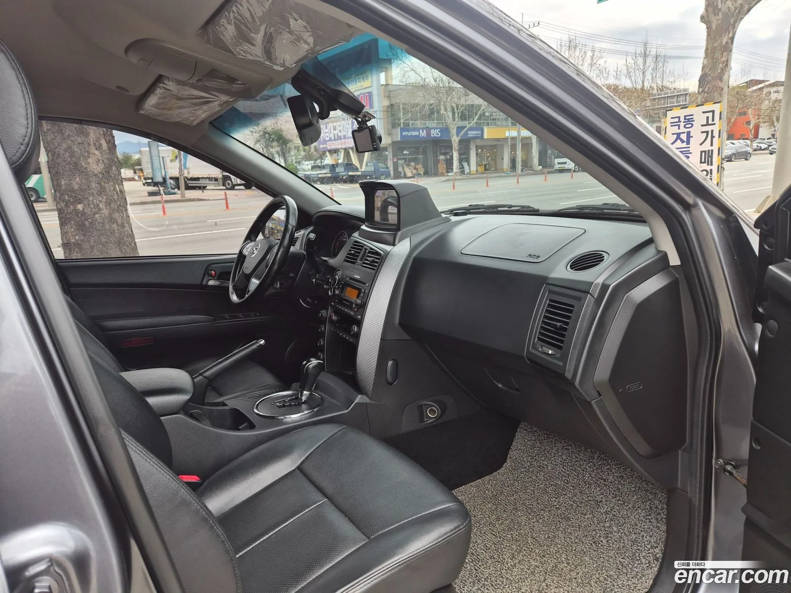 KG Mobility (SsangYong) Korando Sports 2015 — 17