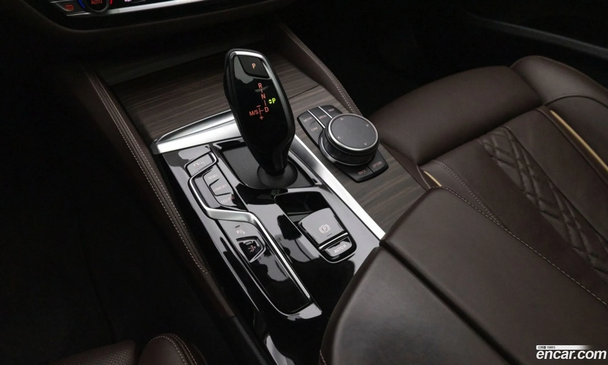 BMW 6 Series GT 2022 — 18