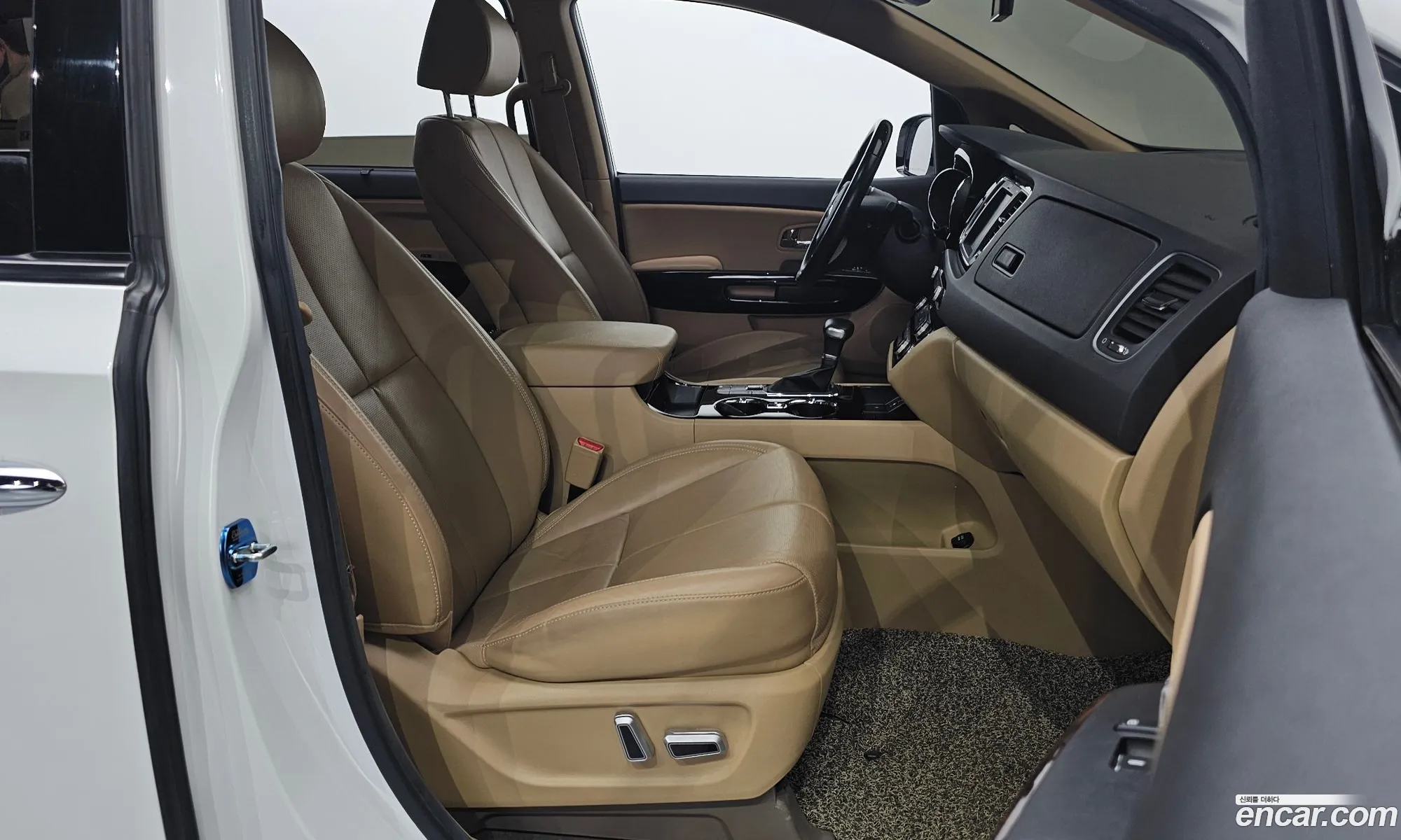 Kia Carnival 2018 — 10