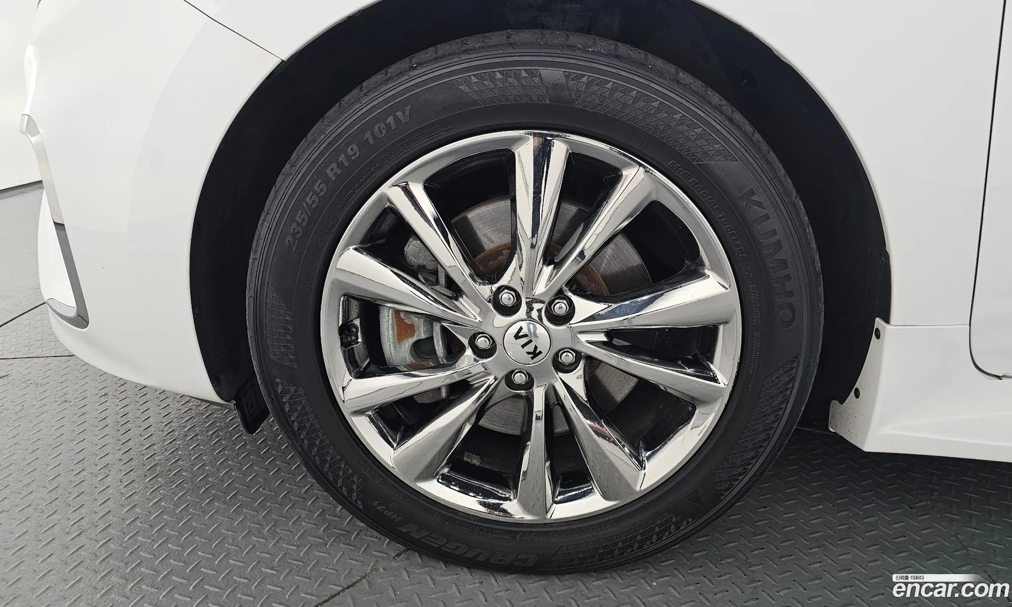 Kia Carnival 2018 — 2