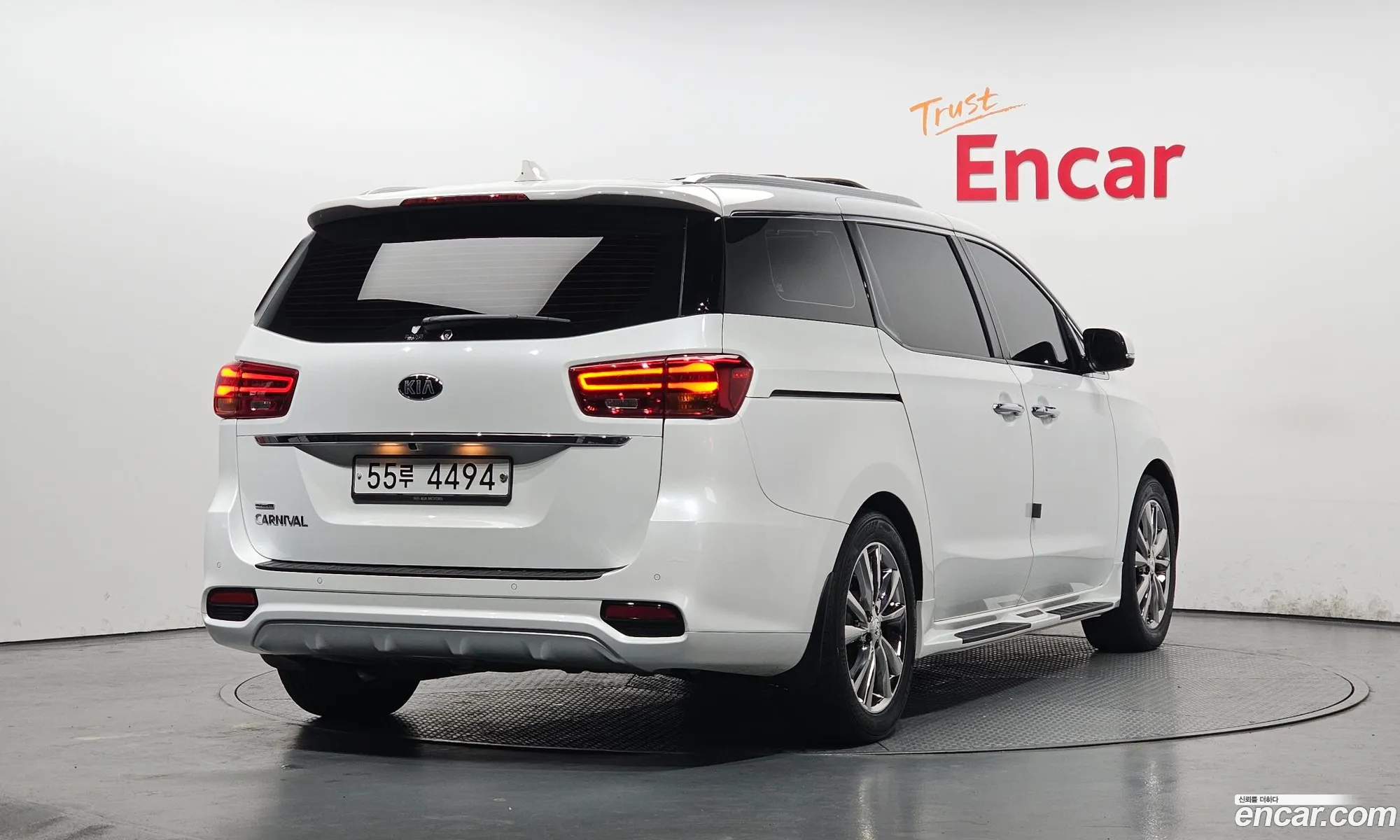 Kia Carnival 2018 — 16