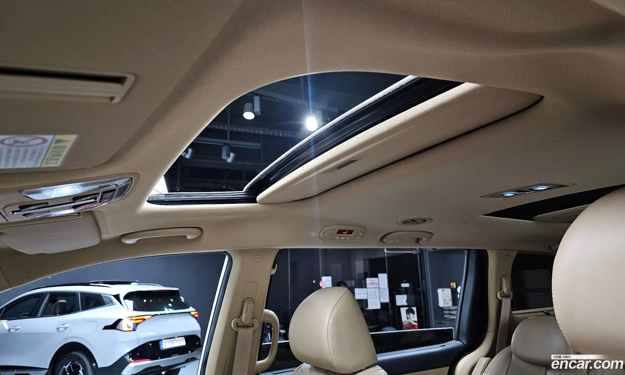 Kia Carnival 2018 — 8