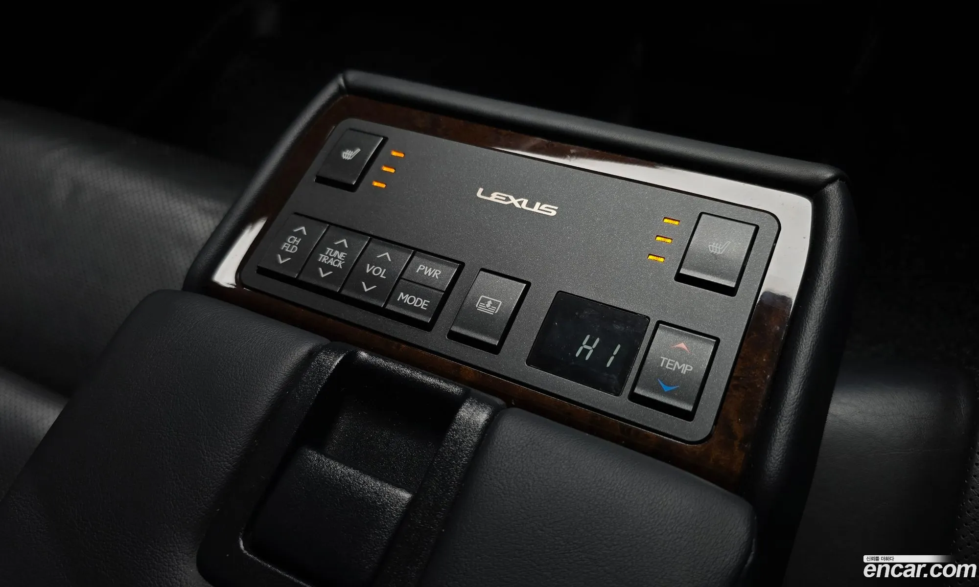 Lexus ES300h 2015 — 20