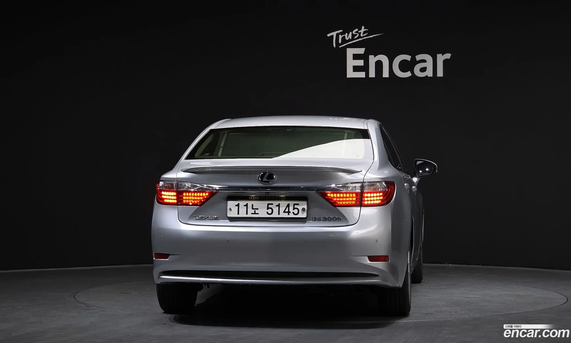 Lexus ES300h 2015 — 15