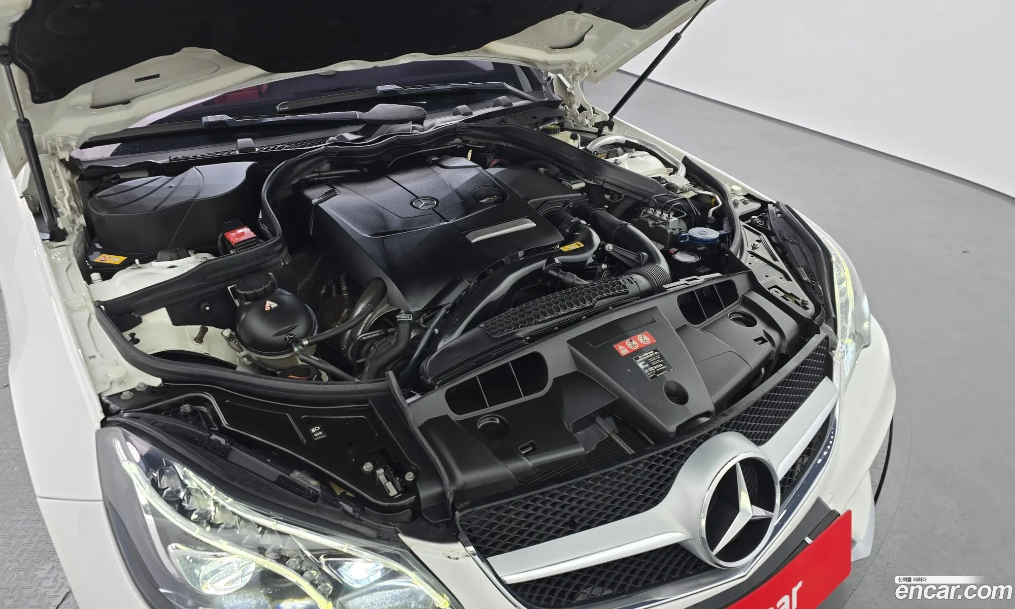 Mercedes-Benz E-Class W212 2015 WDDKK3EF4FF303490 — 14