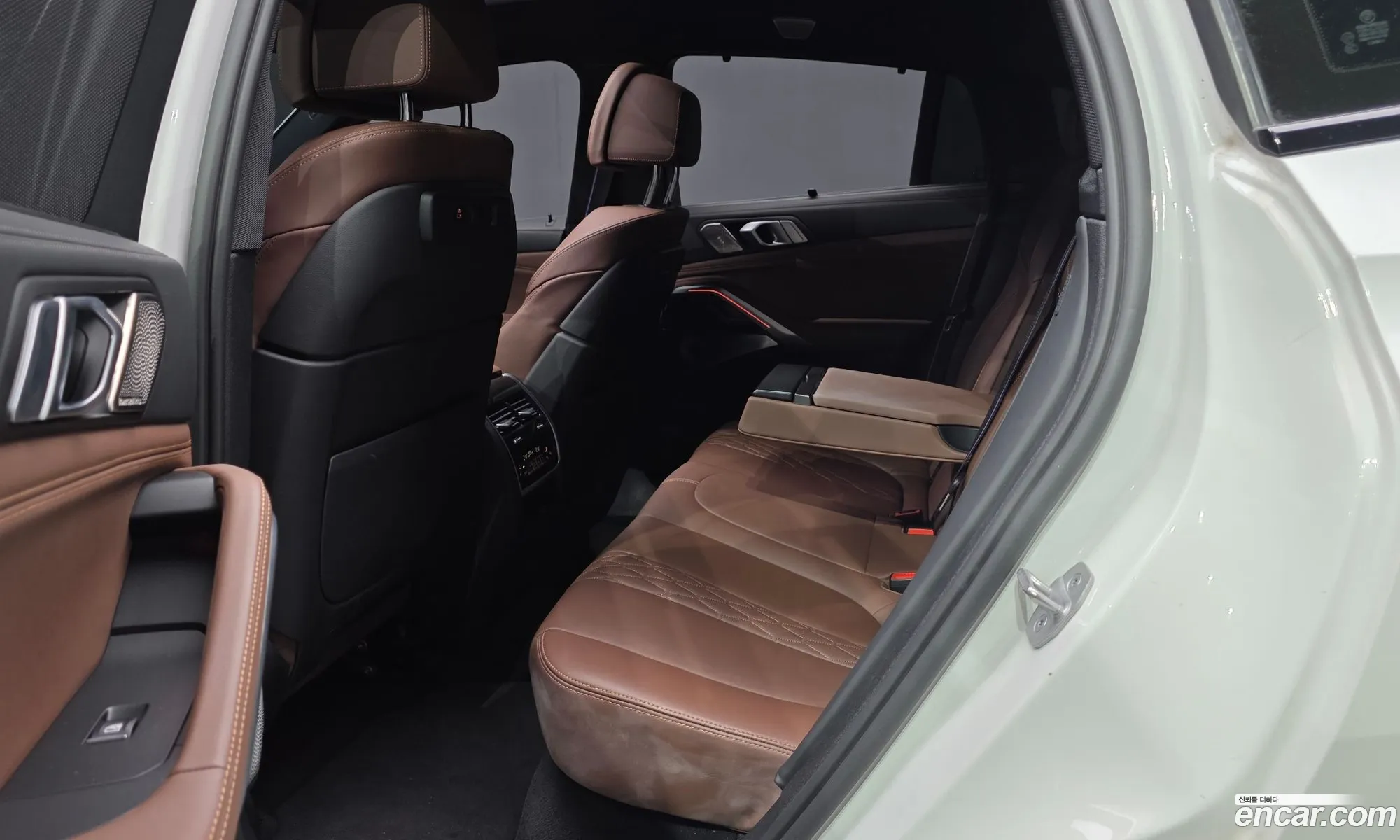 BMW X6 2021 — 12