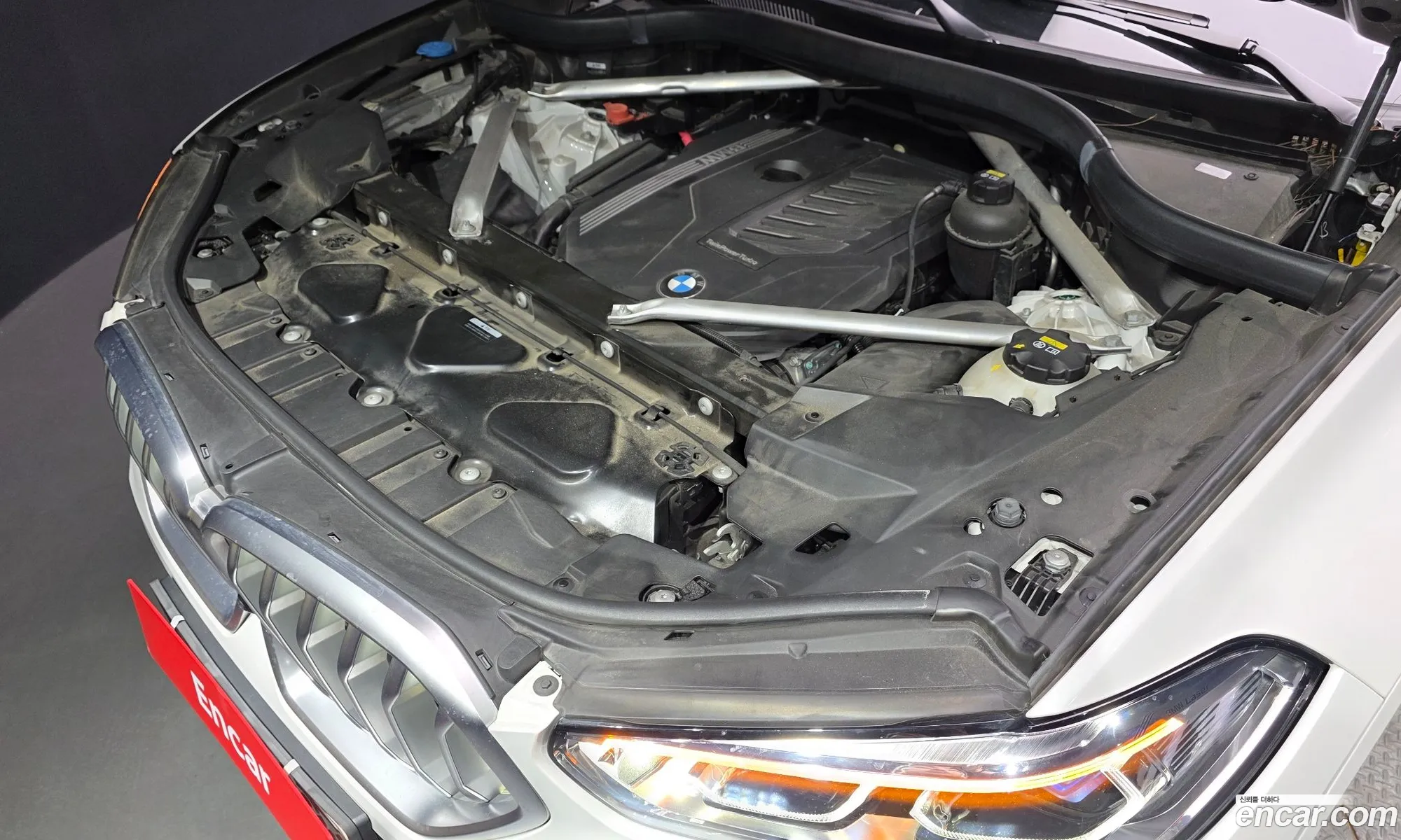 BMW X6 2021 — 14