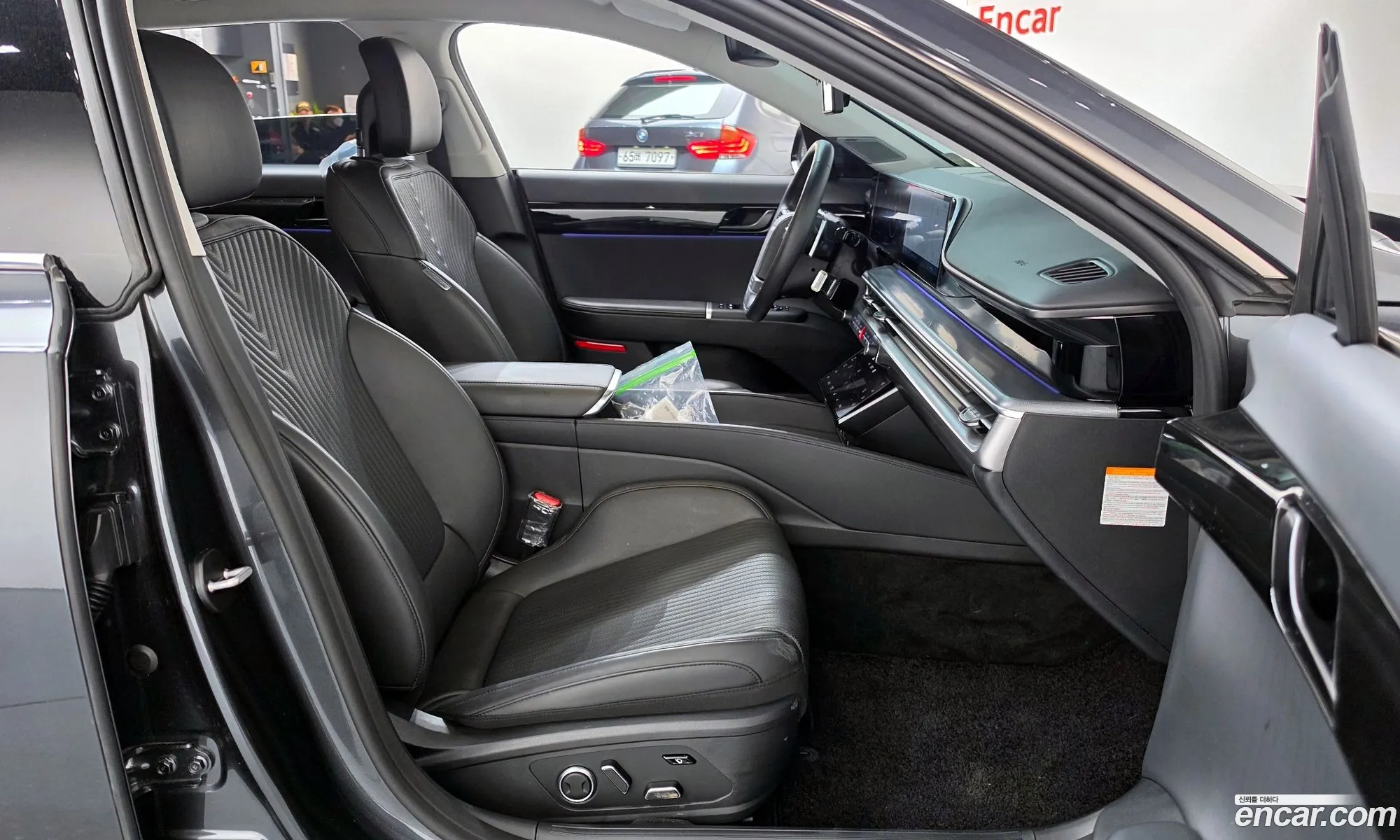 Hyundai Grandeur Hybrid 2024 — 15
