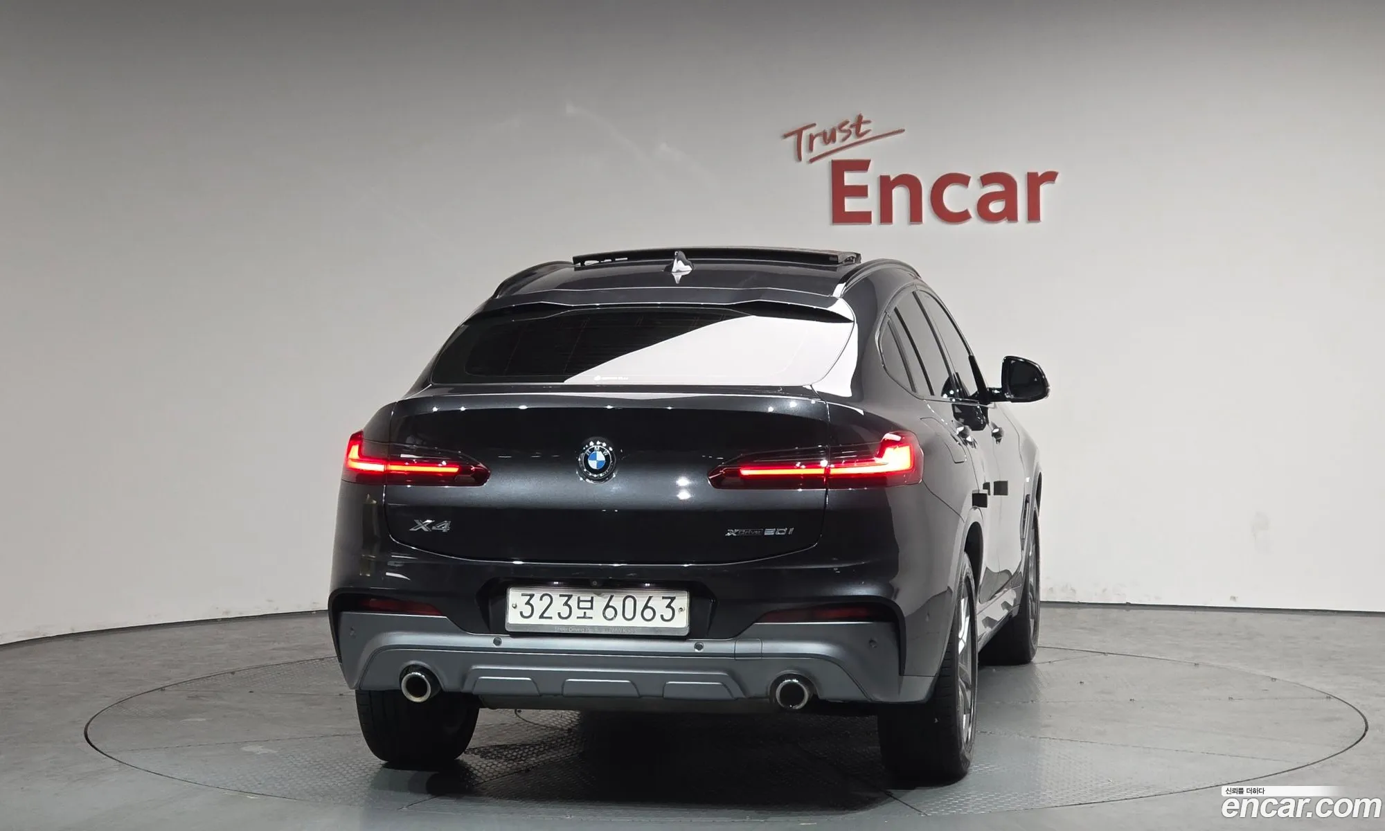 BMW X4 2020 WBA2V9104L9D32536 — 10