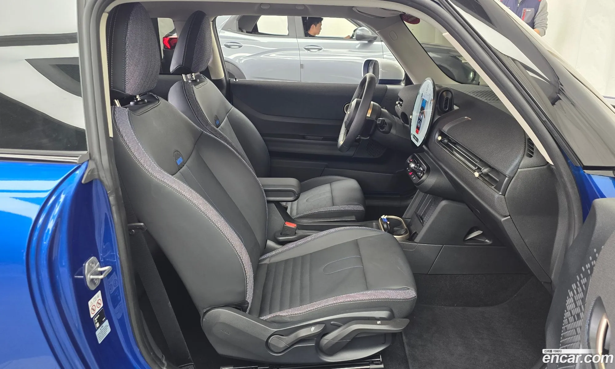 Mini Cooper C 2024 WMW81GD07S2W41931 — 5