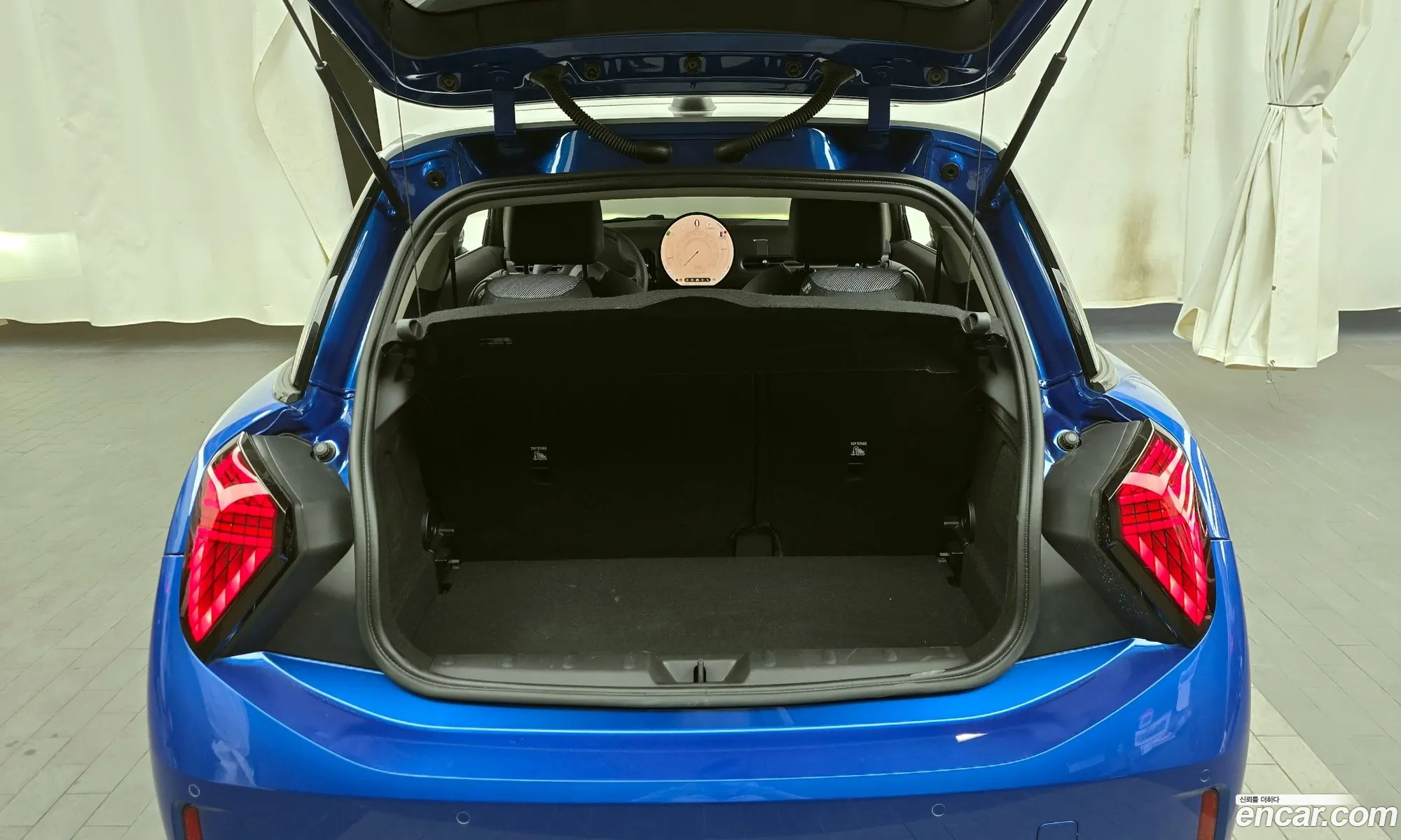 Mini Cooper C 2024 WMW81GD07S2W41931 — 11
