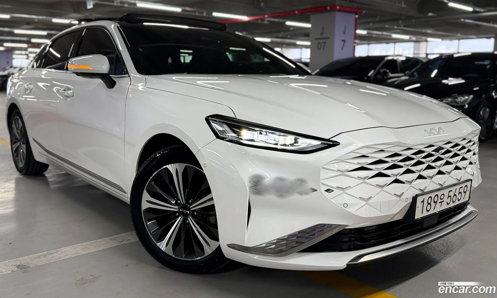 Kia K8 Hybrid 2022 — 14