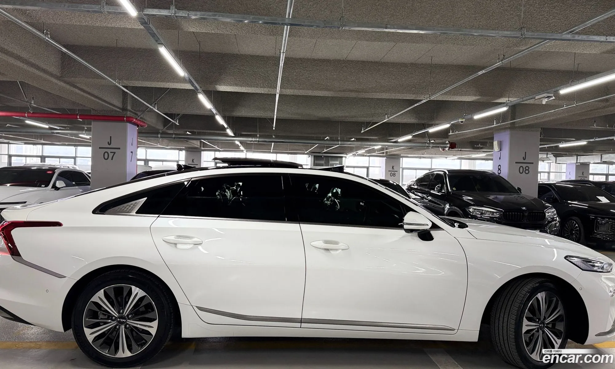 Kia K8 Hybrid 2022 — 11